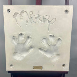 PLANET HOLLYWOOD SEATTLE Mickey Mouse Celebrity Hand Cast