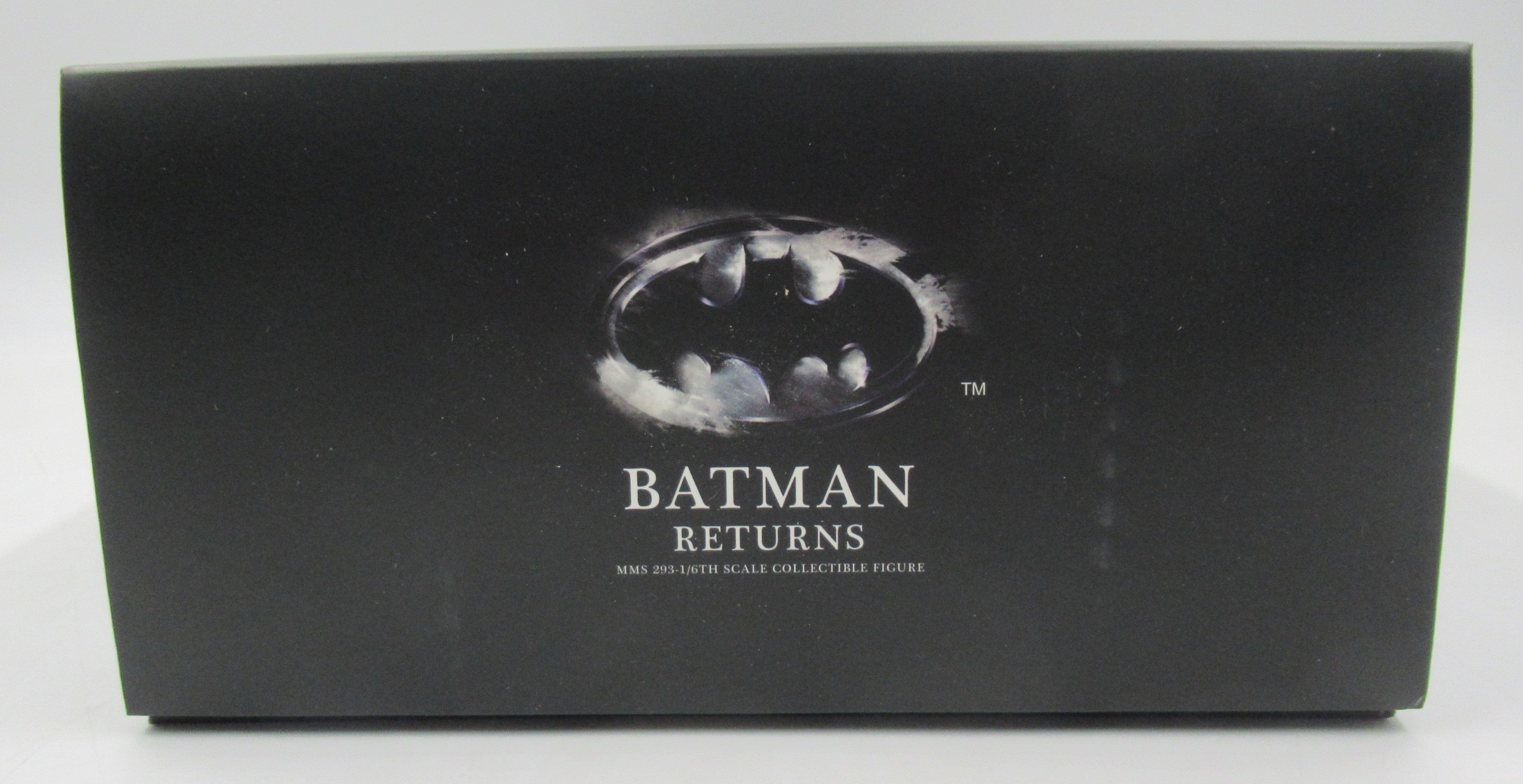 Batman Returns Hot Toys MMS293 Keaton 1/6 Scale Figure NIB