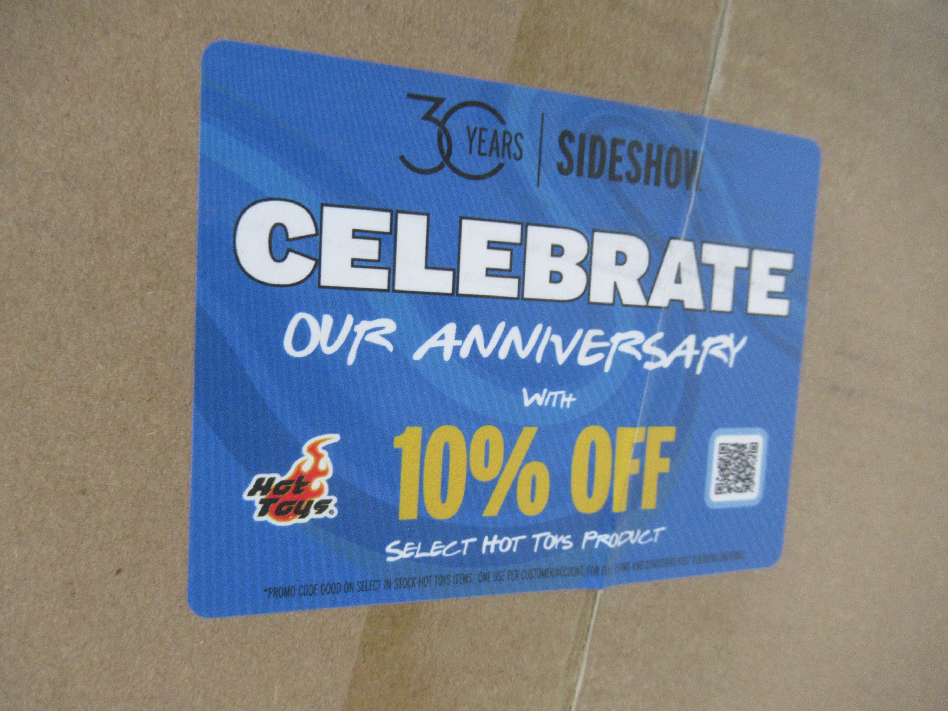 Spider-Man Friendly Neighborhood Deluxe SMNWH Hot Toys 1/6 Figure