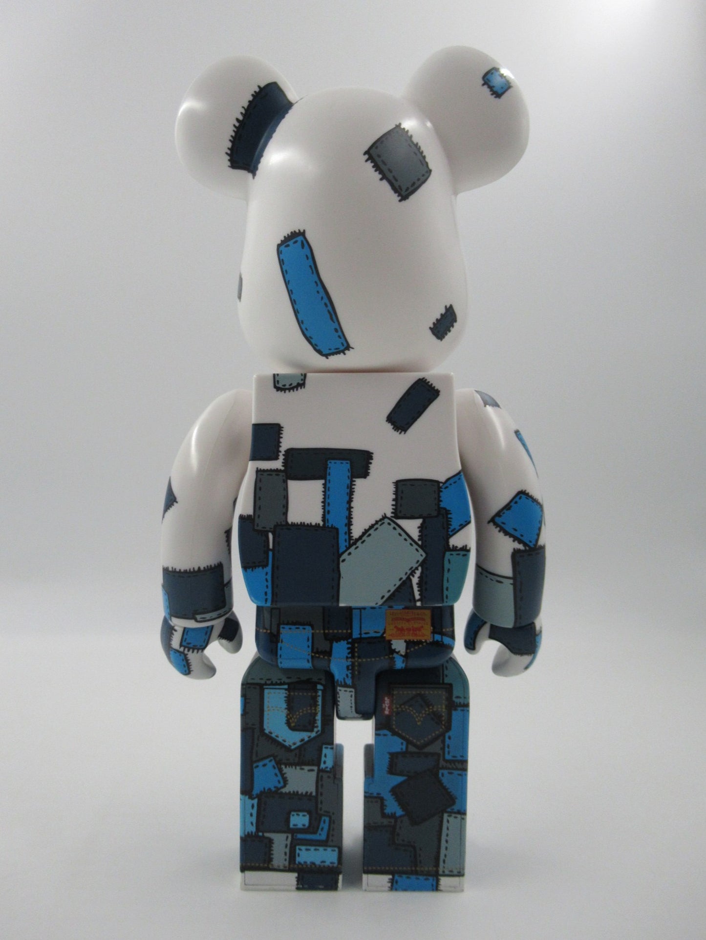 BEARBRICK Levi's Store Jeans Design Contest Men's 400% Figure - Medicom Toy (2005) Art Toy