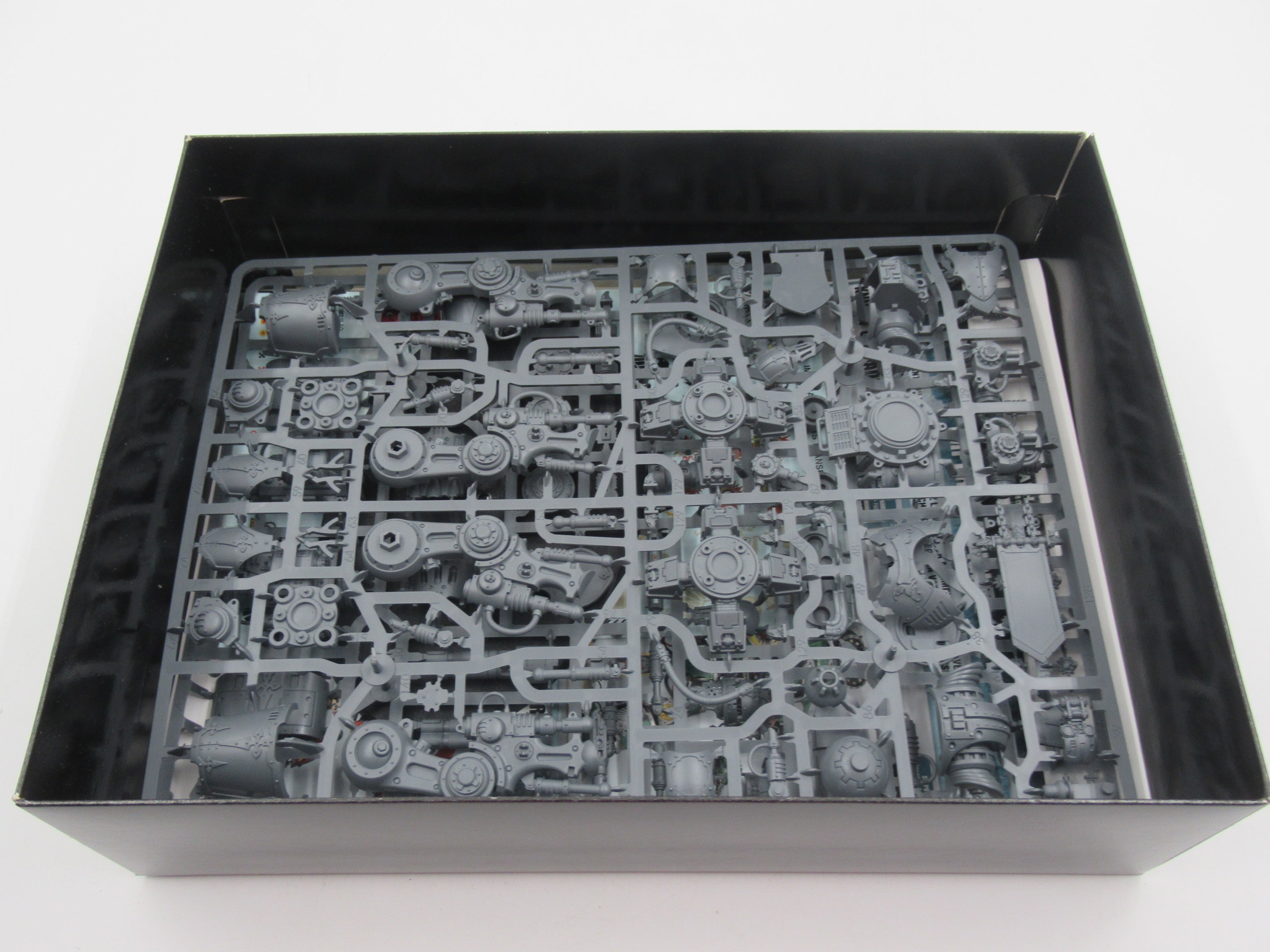 Warhammer 40k Imperial Knight warden