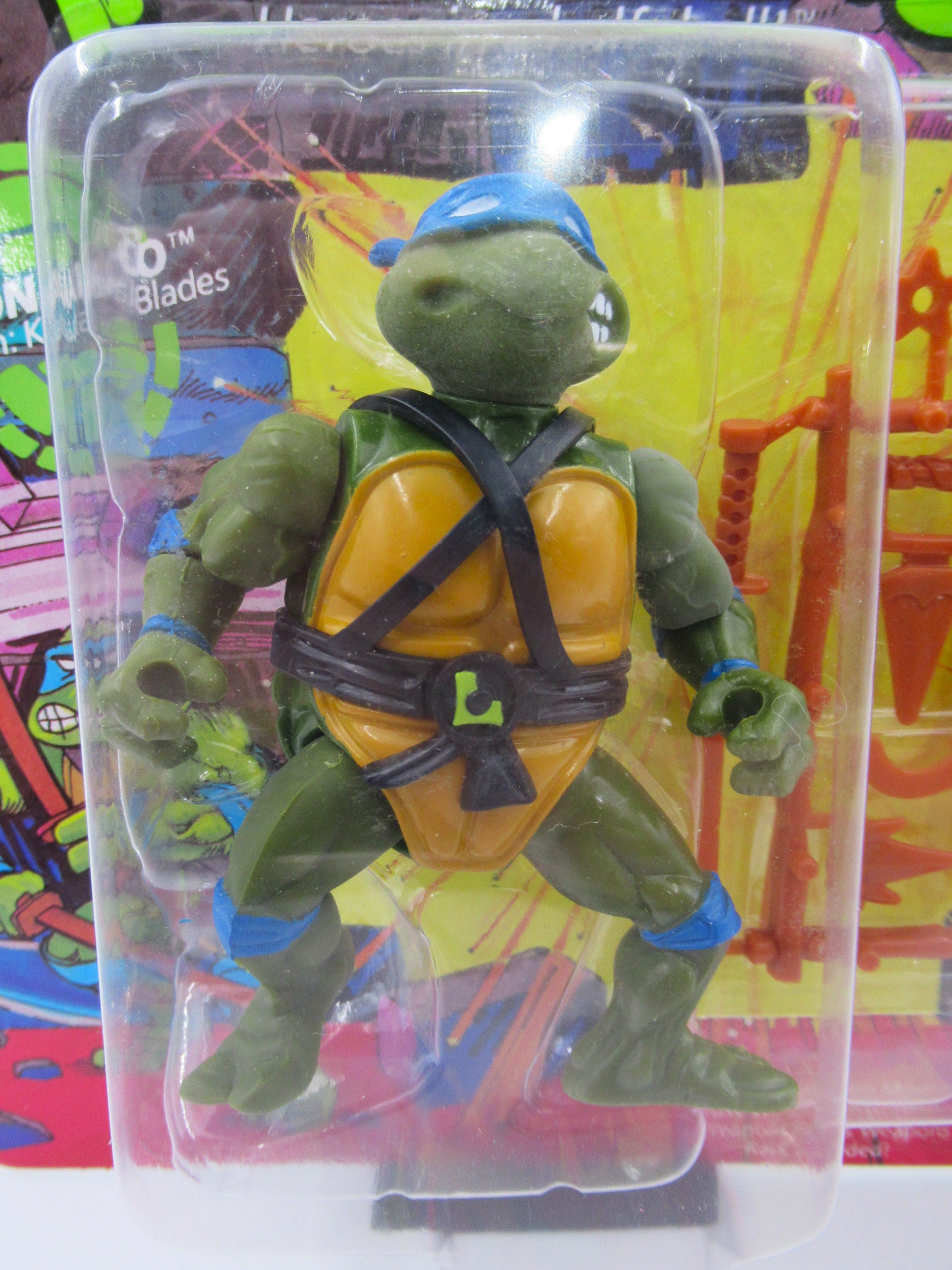 Teenage Mutant Ninja Turtles Leonardo 10-Back 4.5