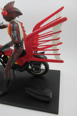 KAMEN RIDER Amazon & Jungler RMW - Medicom Toy (2005) 1/5 Coldcast Porcelain Display Model