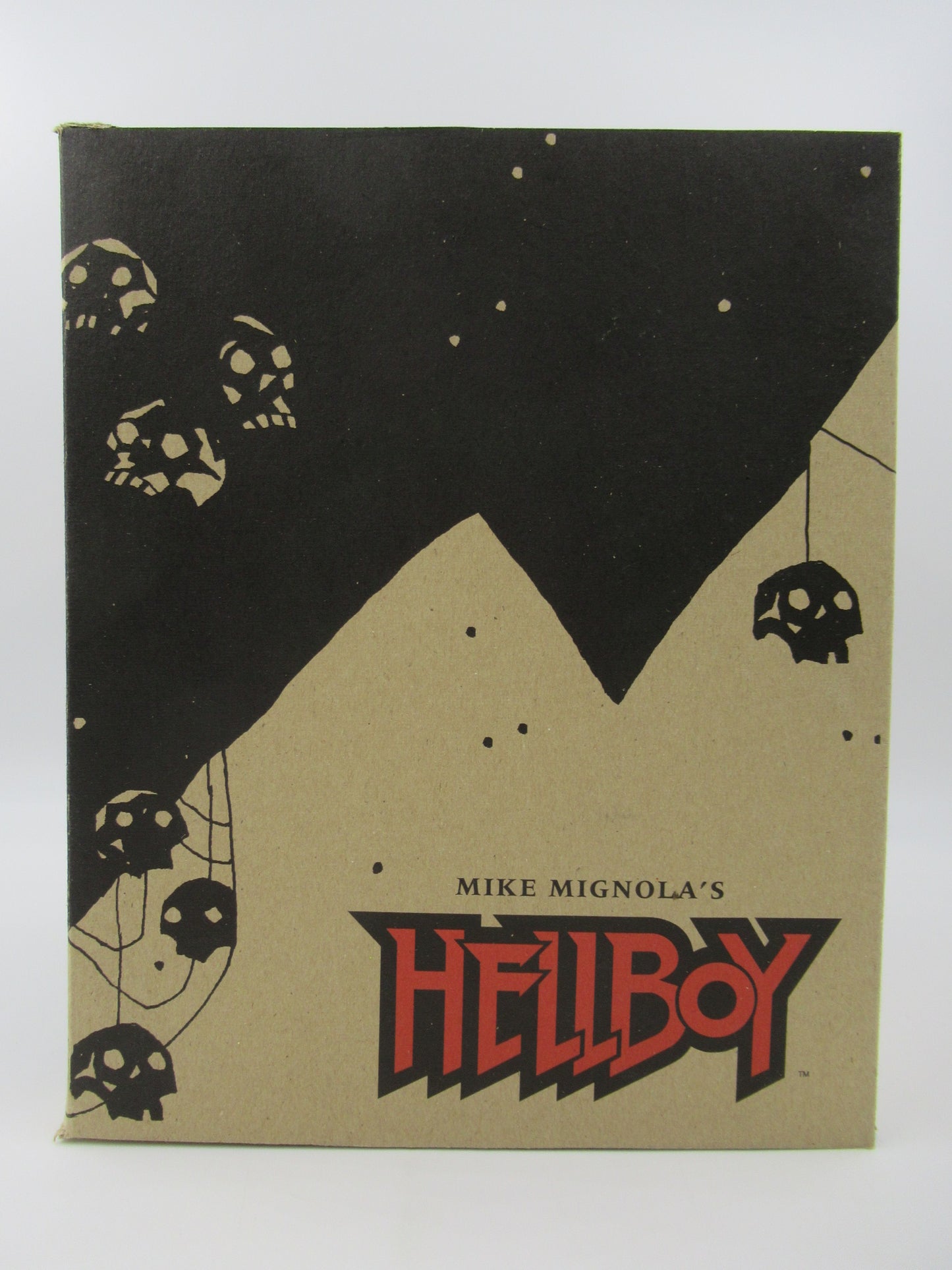 QEE COLLECTION Mike Mignola's Hellboy 10" Black Variant Vinyl Figure - Toy2r (2007) Dark Horse Art Toy