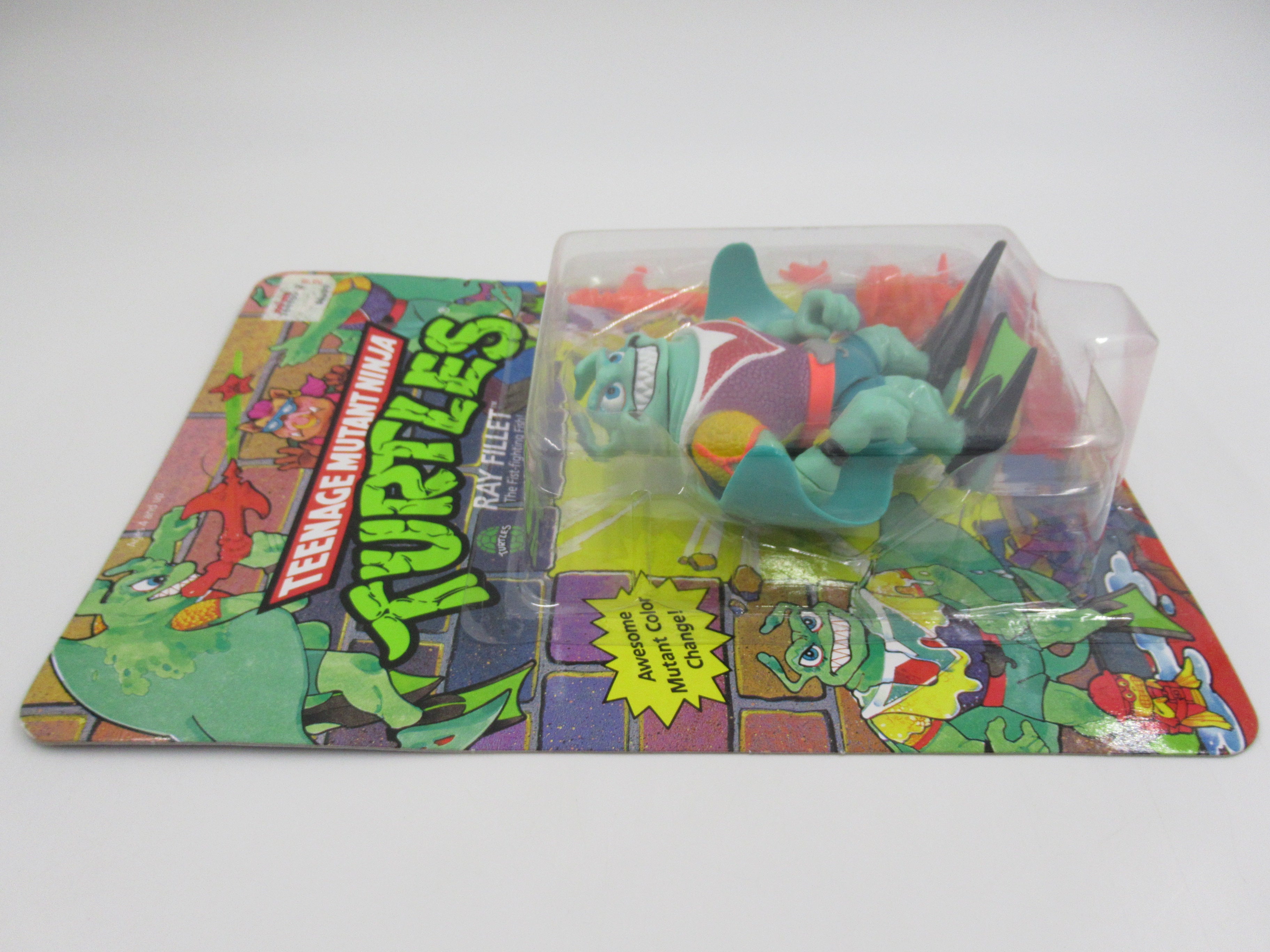 Teenage Mutant Ninja Turtles Ray Fillet (Red V Emblem) 4.5" Figure TMNTs - Playmates (1990)