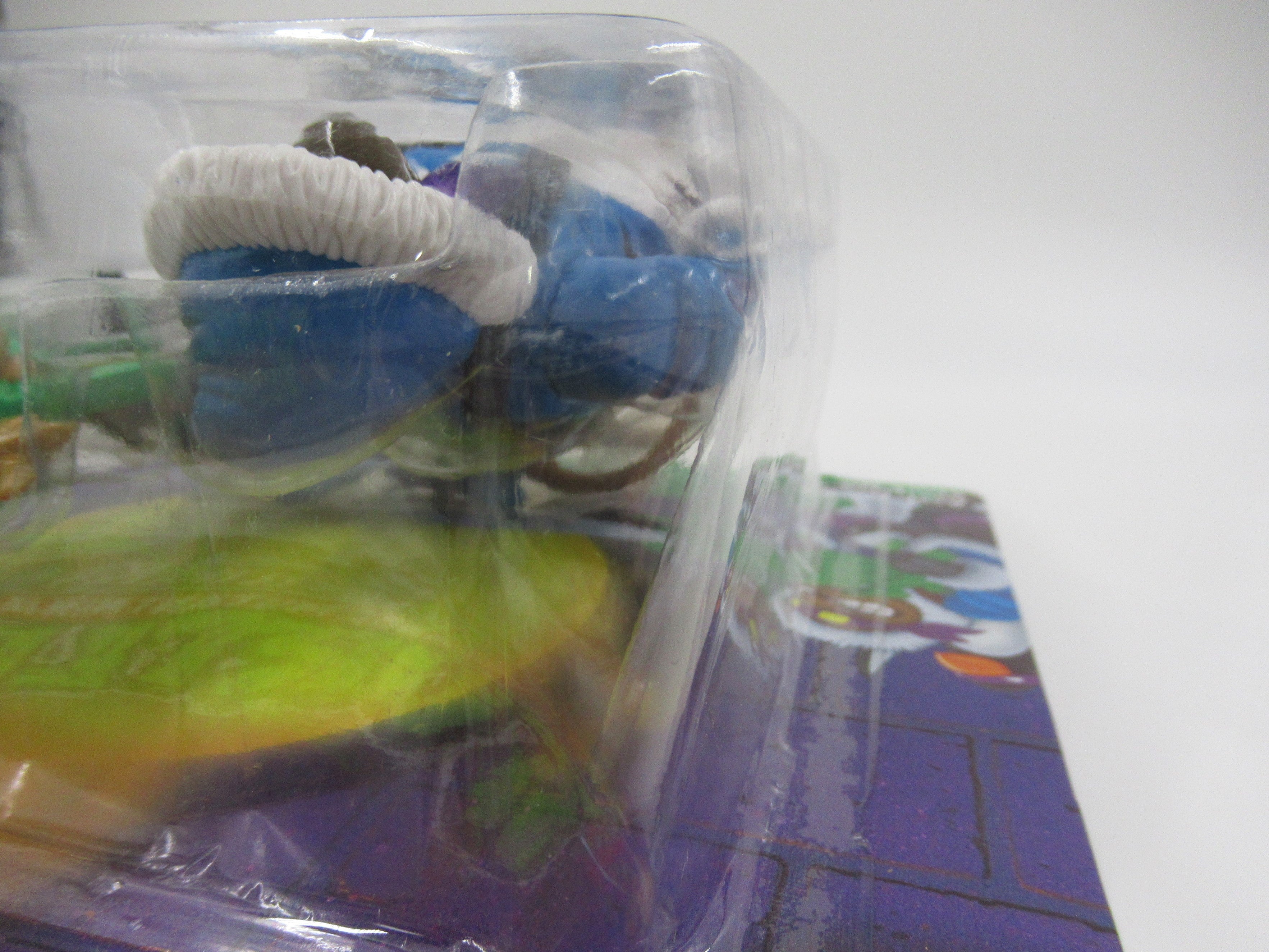 Teenage Mutant Ninja Turtles Arctic Donatello Adventurers Figure TMNTs - Playmates (1994) Ultra Rare