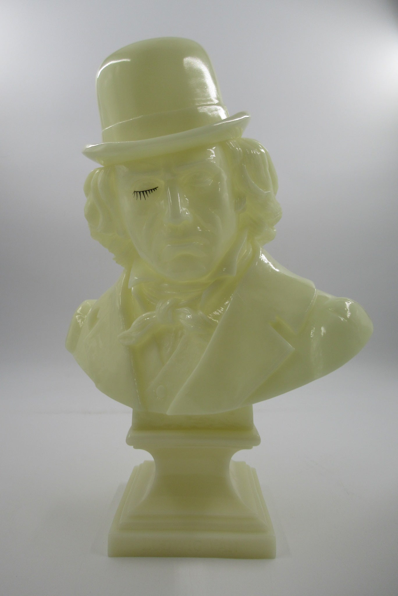 LUDWIG VAN Glow in the Dark Bust - Kozik x Ultraviolence (2008) Limited Edition GID Vinyl Art Toy