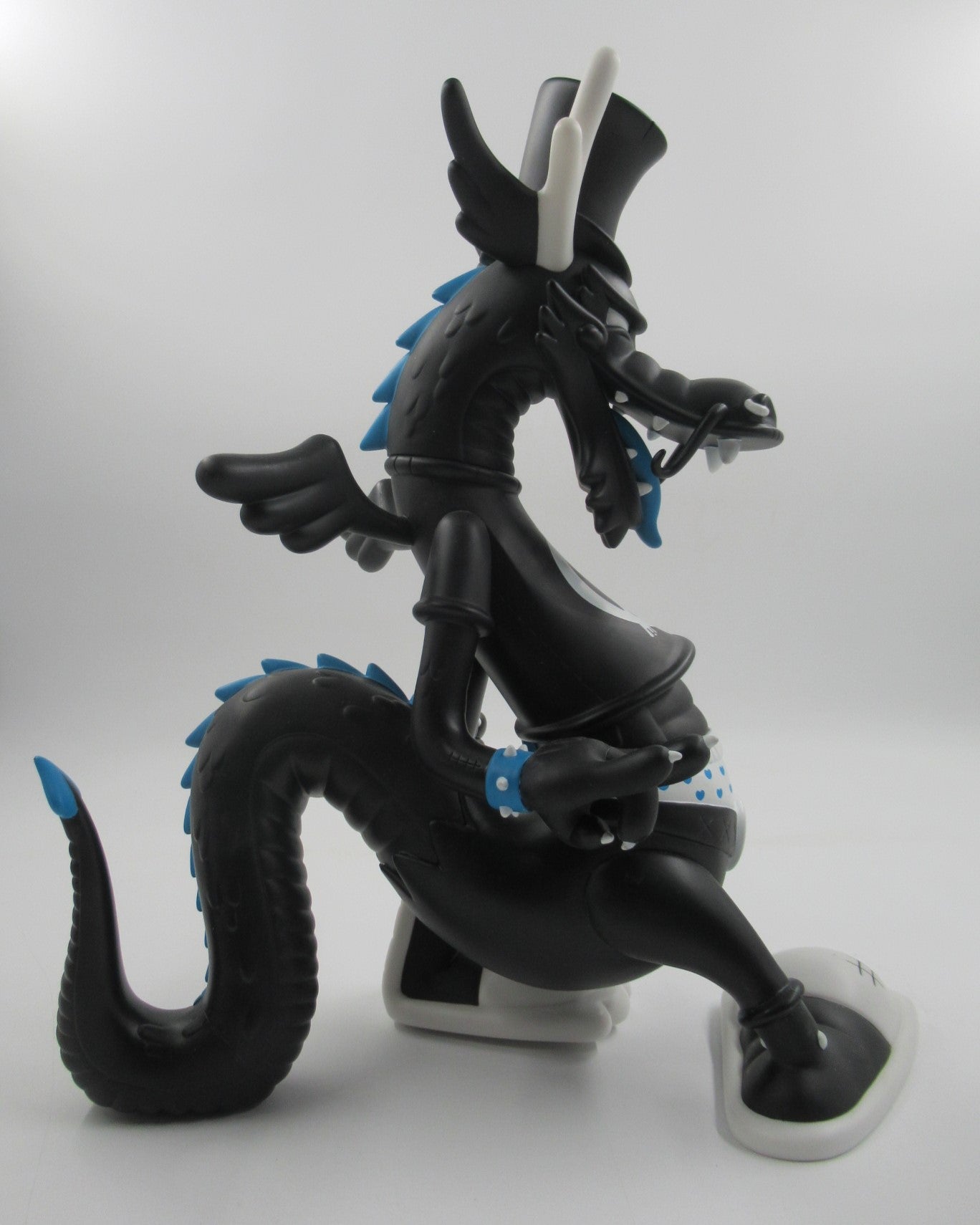 DWEEZIL Blue Dragon Vinyl Figure - Kidrobot (2012) Kronk Limited Edition Designer Art Toy