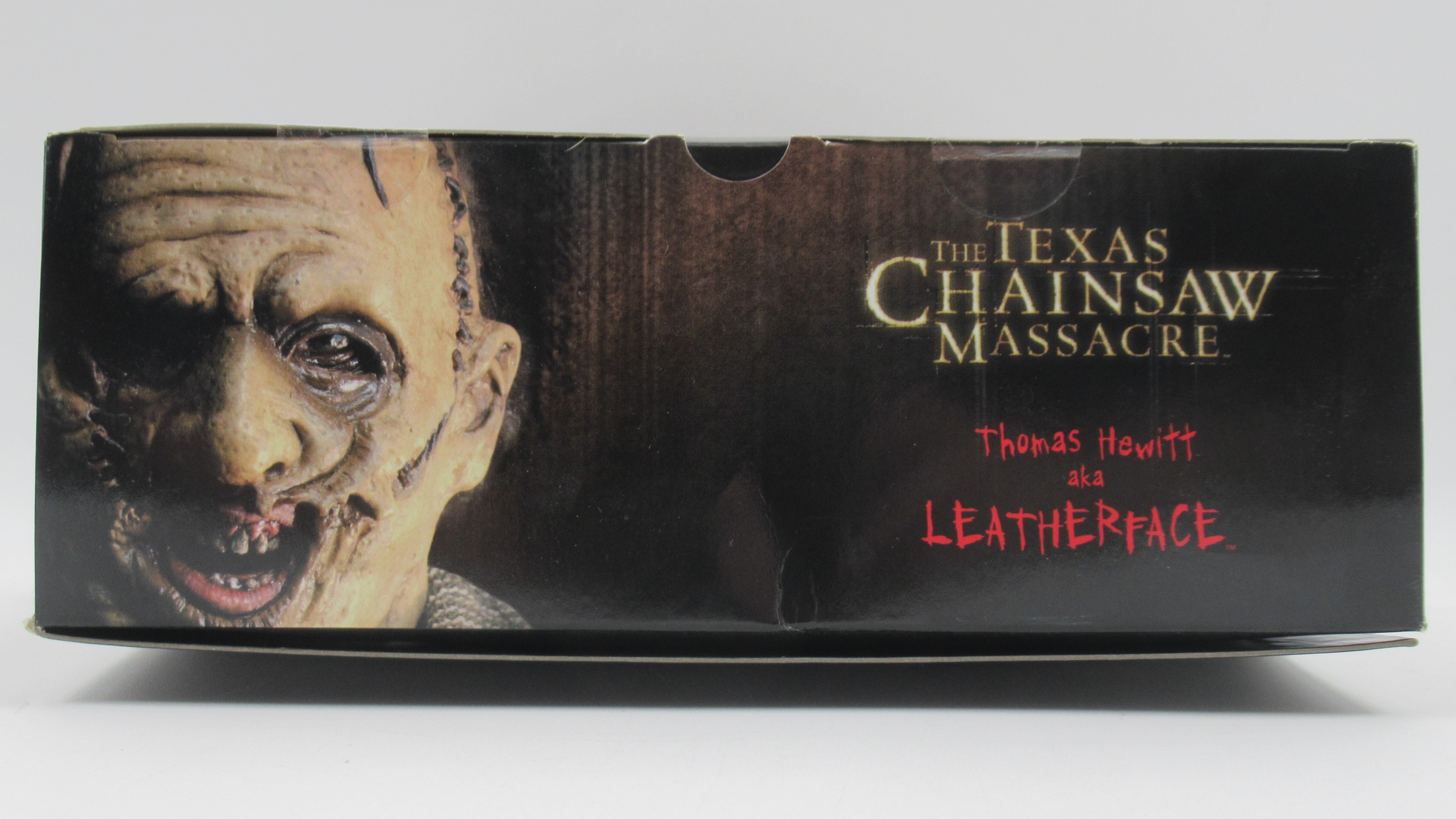 THE TEXAS CHAINSAW MASSACRE Leatherface 12