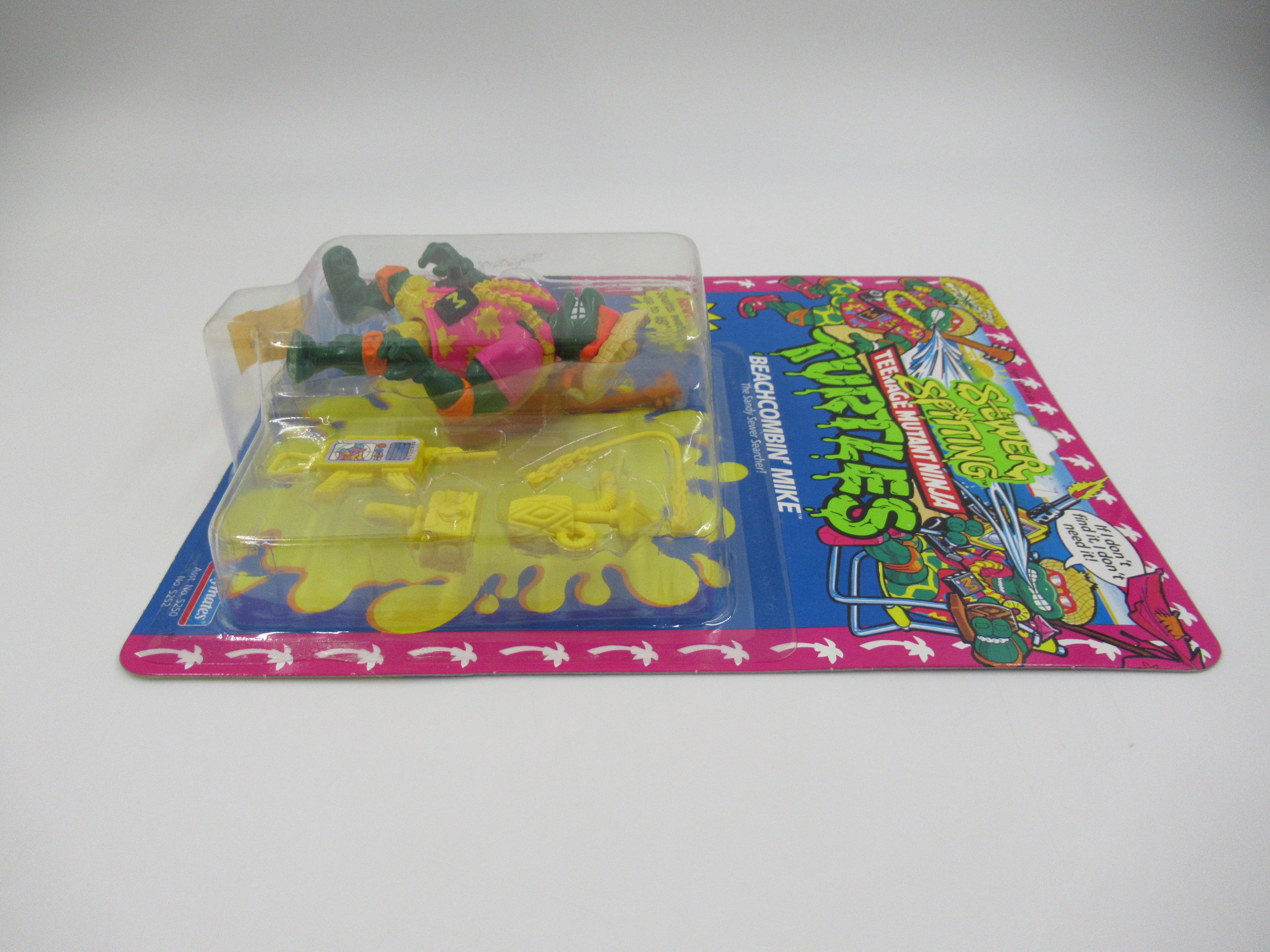 Teenage Mutant Ninja Turtles Sewer Spitting Turtles Set of 4 Figures TMNTs - Playmates (1992)