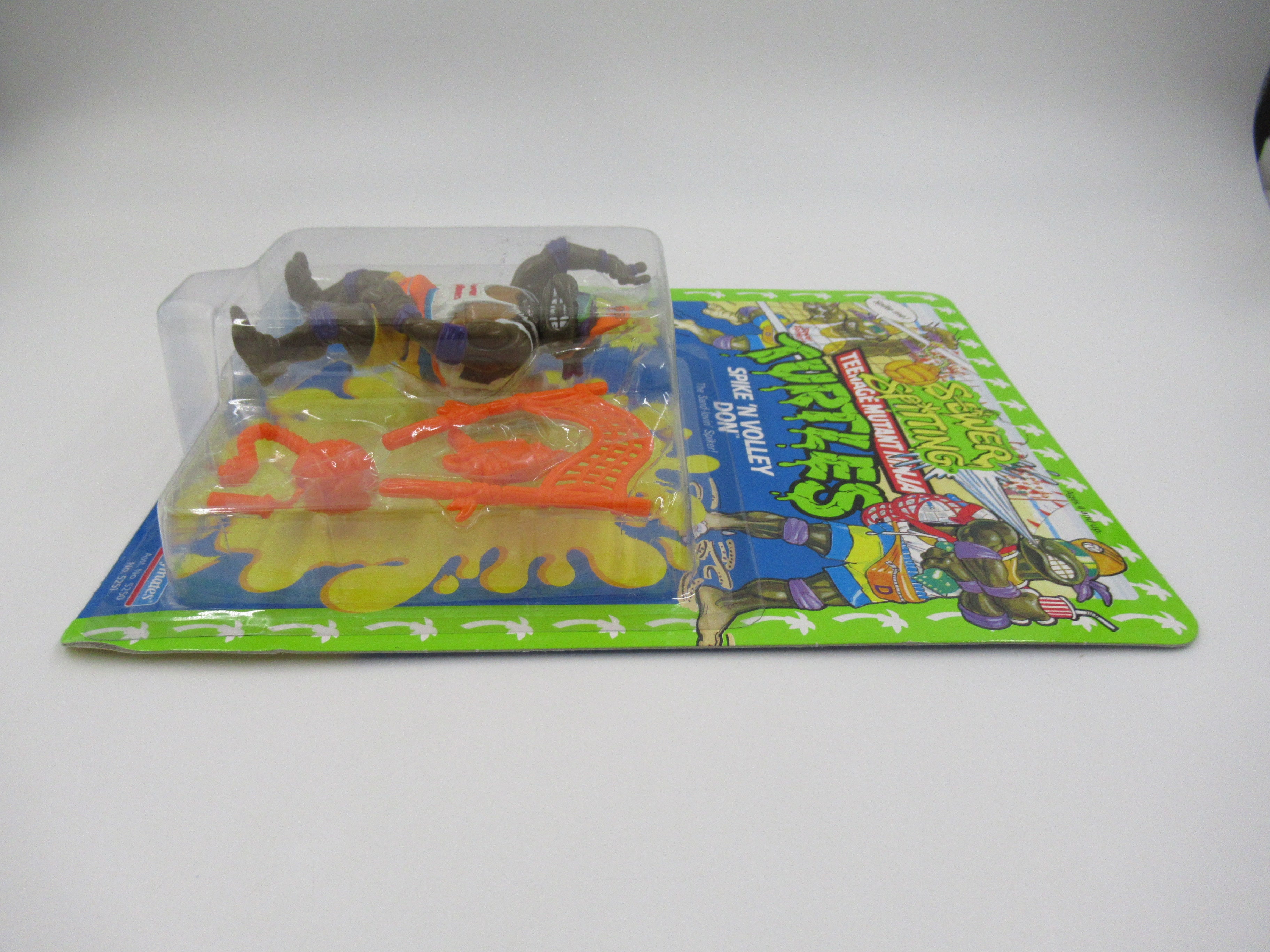 Teenage Mutant Ninja Turtles Sewer Spitting Turtles Set of 4 Figures TMNTs - Playmates (1992)