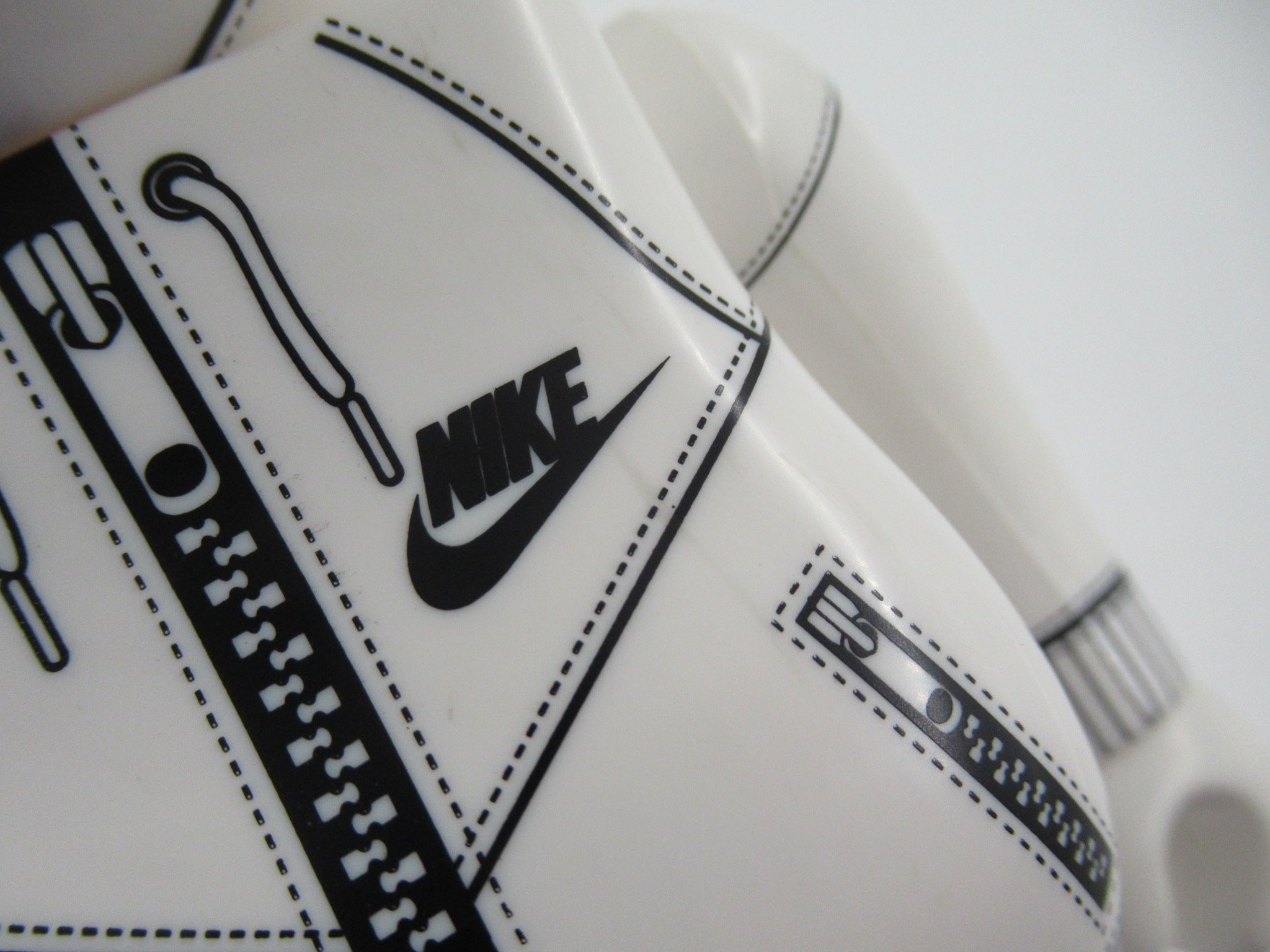 BEARBRICK x Nike 26 Degrees 400% - Medicom Toy (2007) Be@rbrick LTD Art Toy