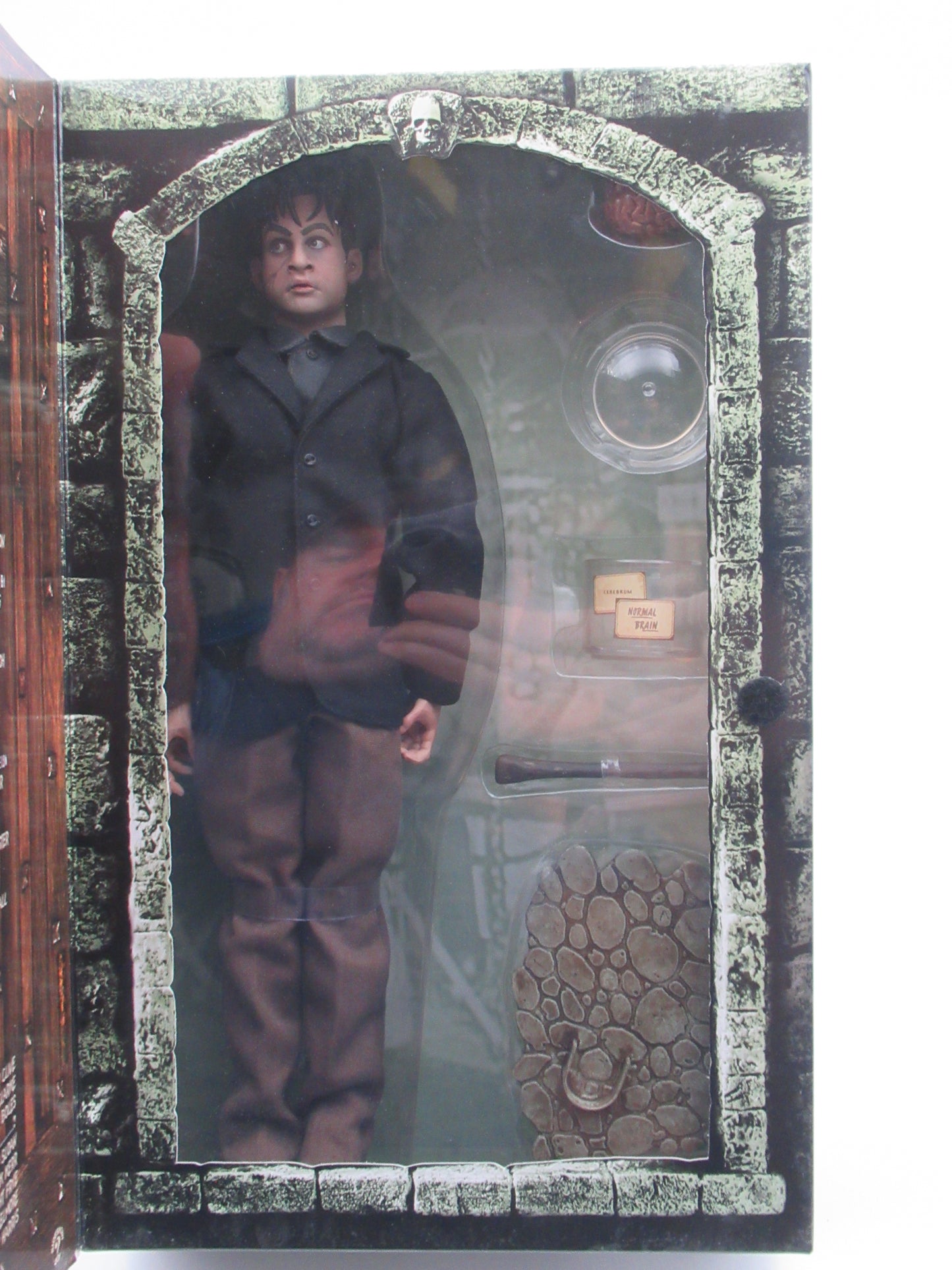 FRANKENSTEIN: The Man Who Made A Monster Fritz 12" Figure - Sideshow Toy (2001) Universal Monsters