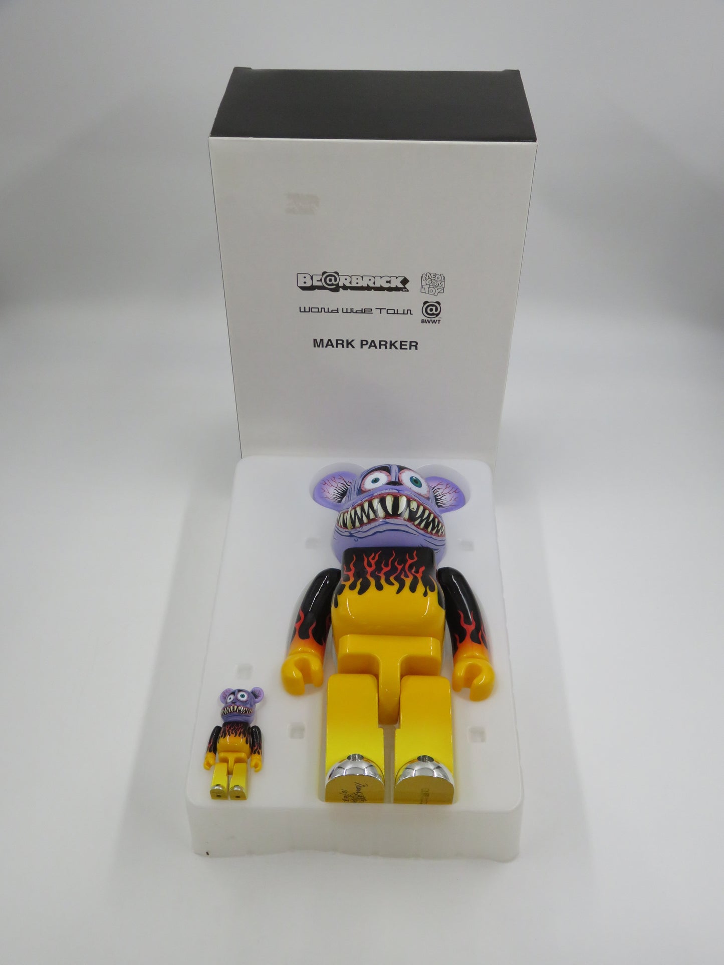 BEARBRICK Nike Mark Parker BWWT 400% & 100% Figure Set - Medicom Toy (2005) Art Toy