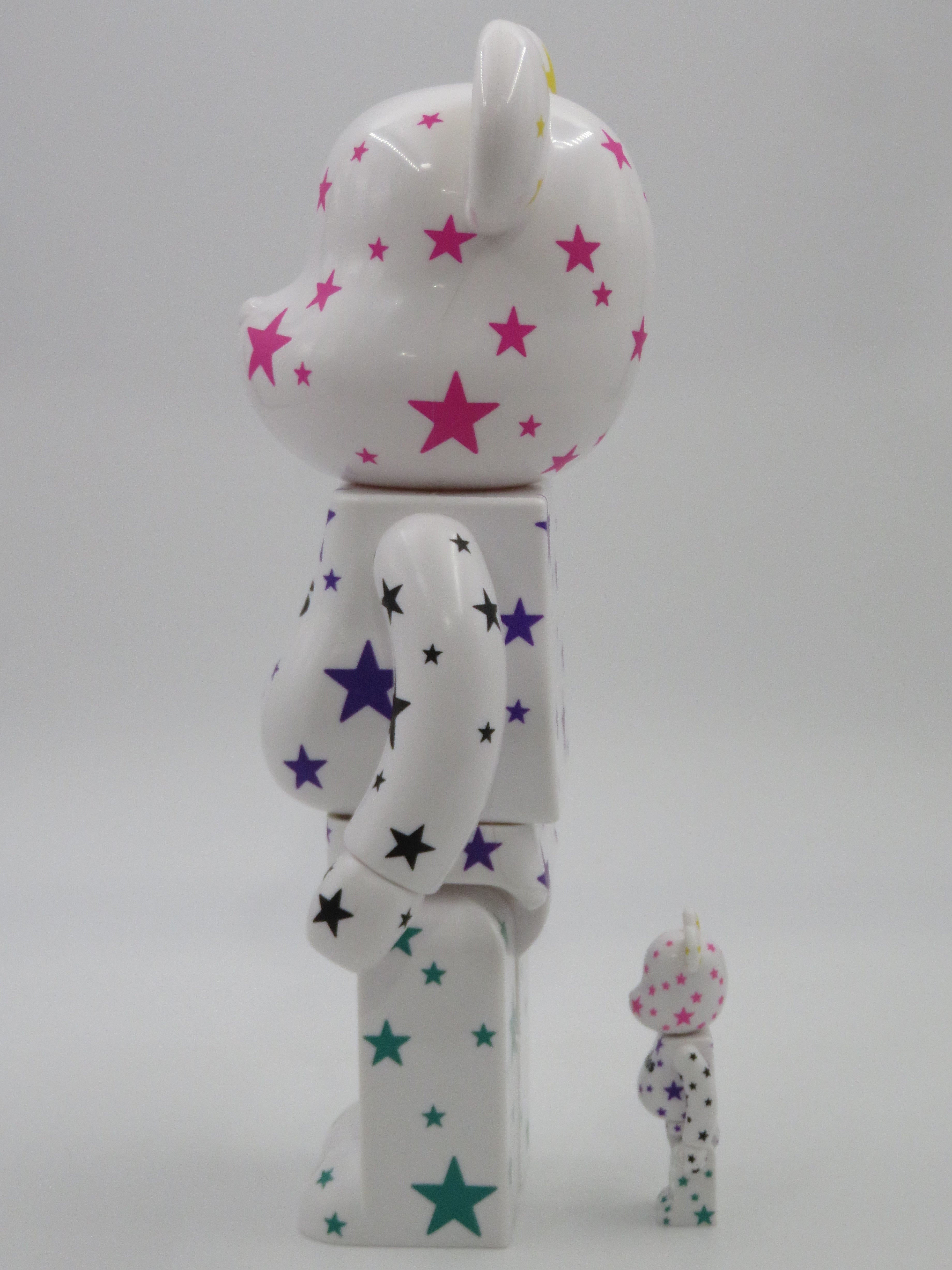 BEARBRICK Atmos Crazy Stars 400% & 100% Figure Set - Medicom Toy (2009 –  Back to the Past Collectibles