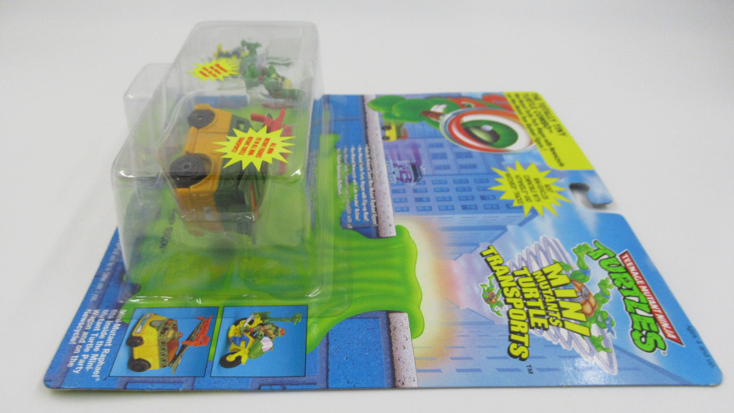 TMNT "The Totally Tiny Turtle Combo" Mini Mutants Turtle Transports Teenage Mutant Ninja Turtles- Playmates (1994)