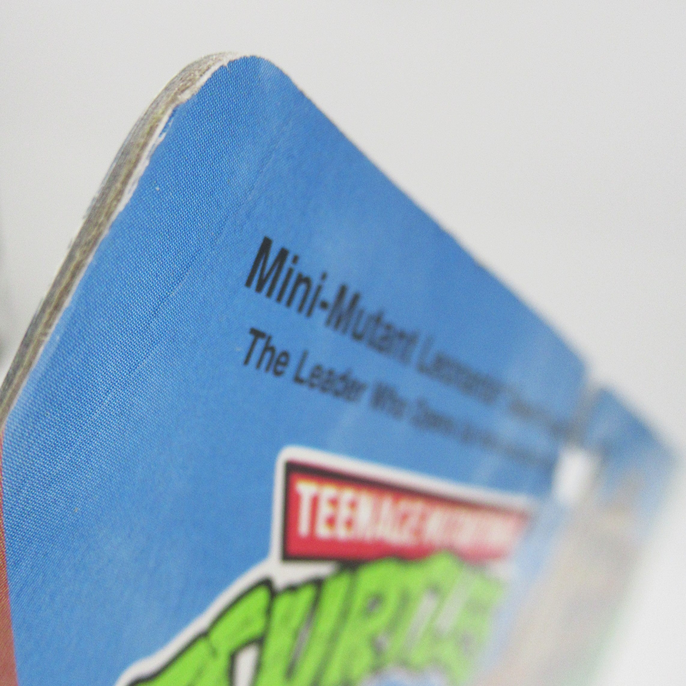 Teenage Mutant Ninja Turtles Mini Mutants Leonardo Sewer Playset TMNTs