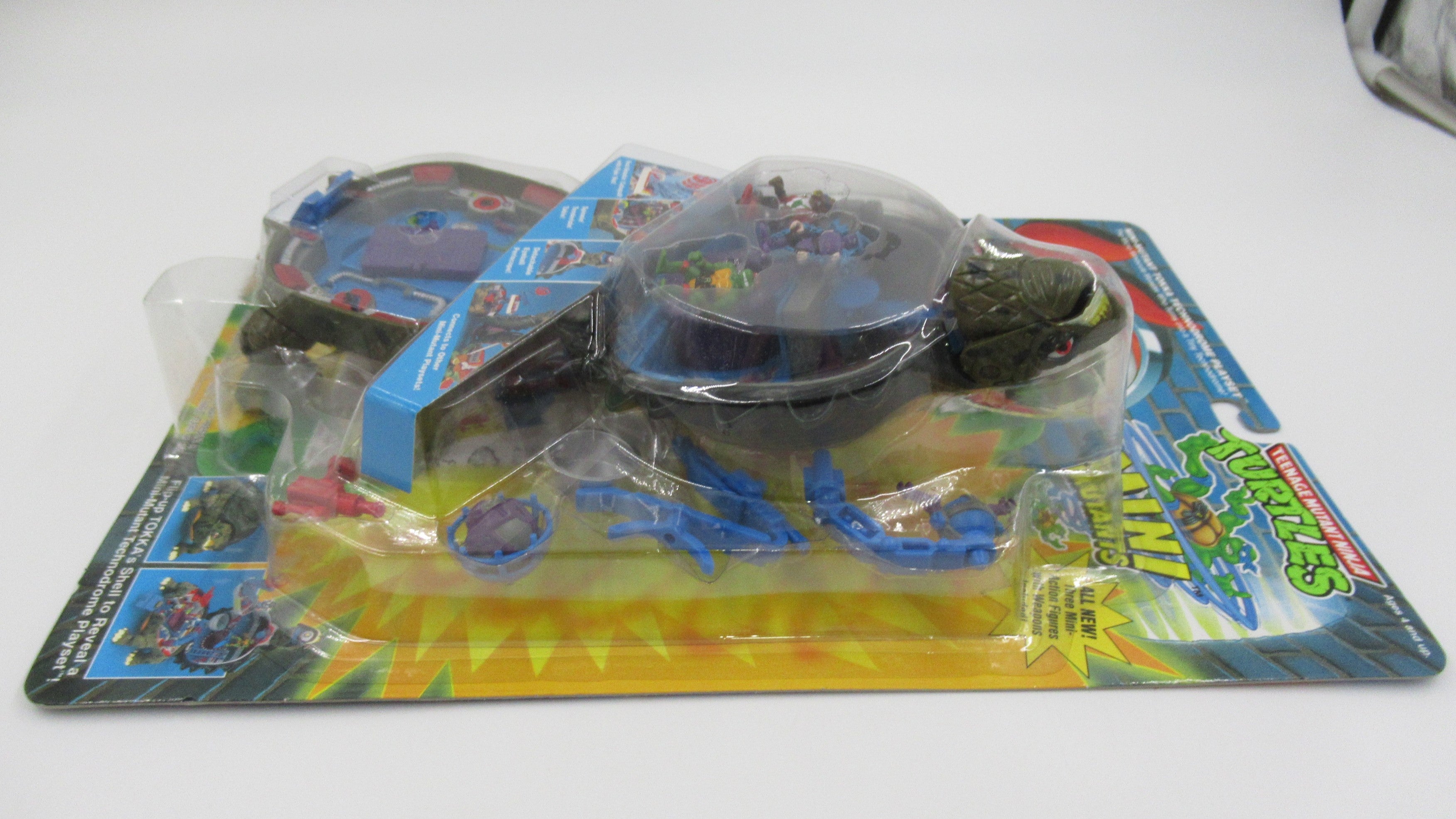 Teenage Mutant Ninja Turtles Mini Mutants Tokka Technodrome Playset TMNTs- Playmates (1994)