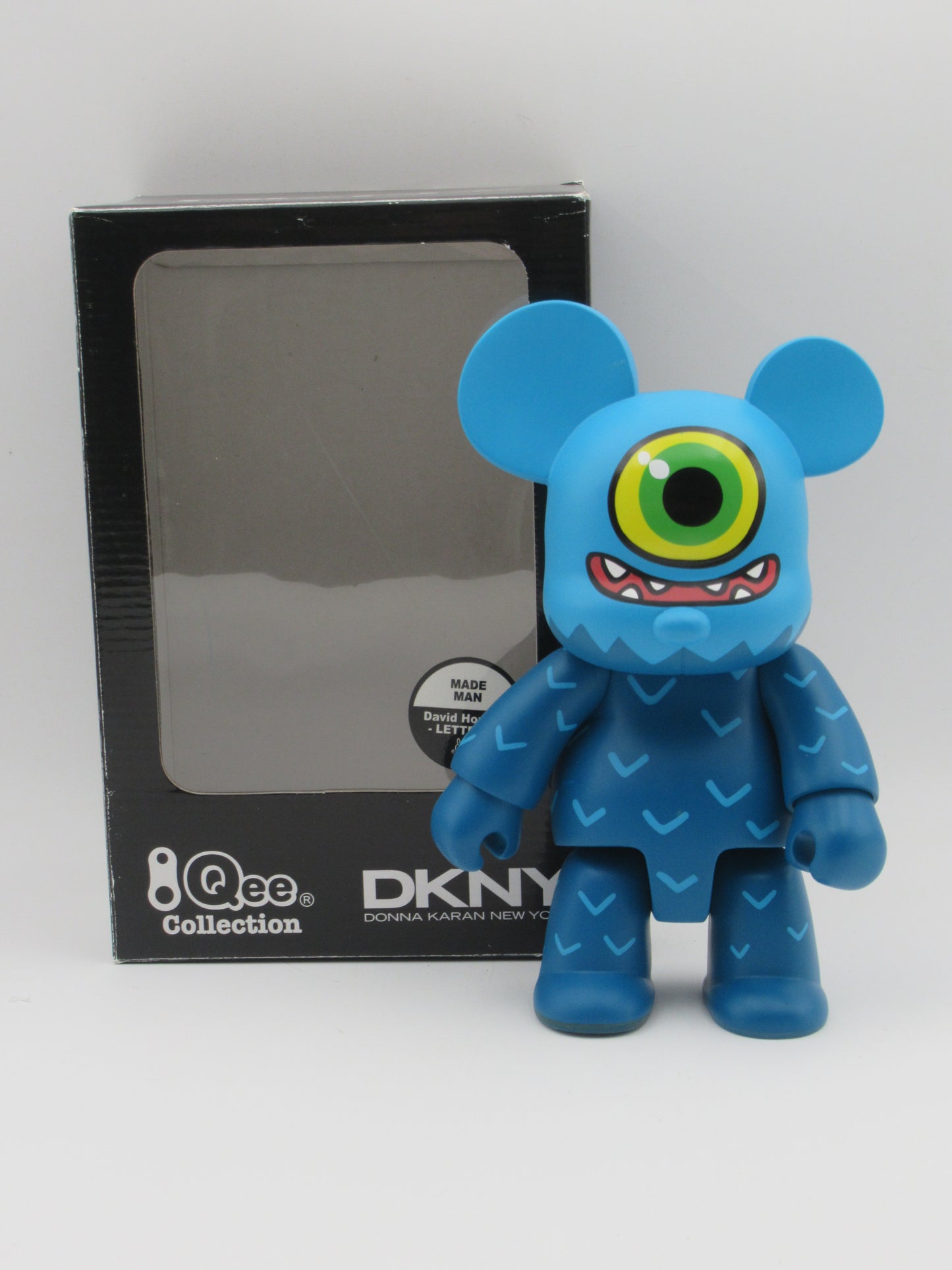 QEE COLLECTION DKNY 8" Vinyl Figure - David Horvath x Toy2R (2005) Designer Art Toy