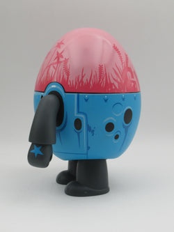 QEE COLLECTION Terrarium Keeper Vinyl Egg Figure - Jeff Soto x Toy2R (2006) Designer Art Toy