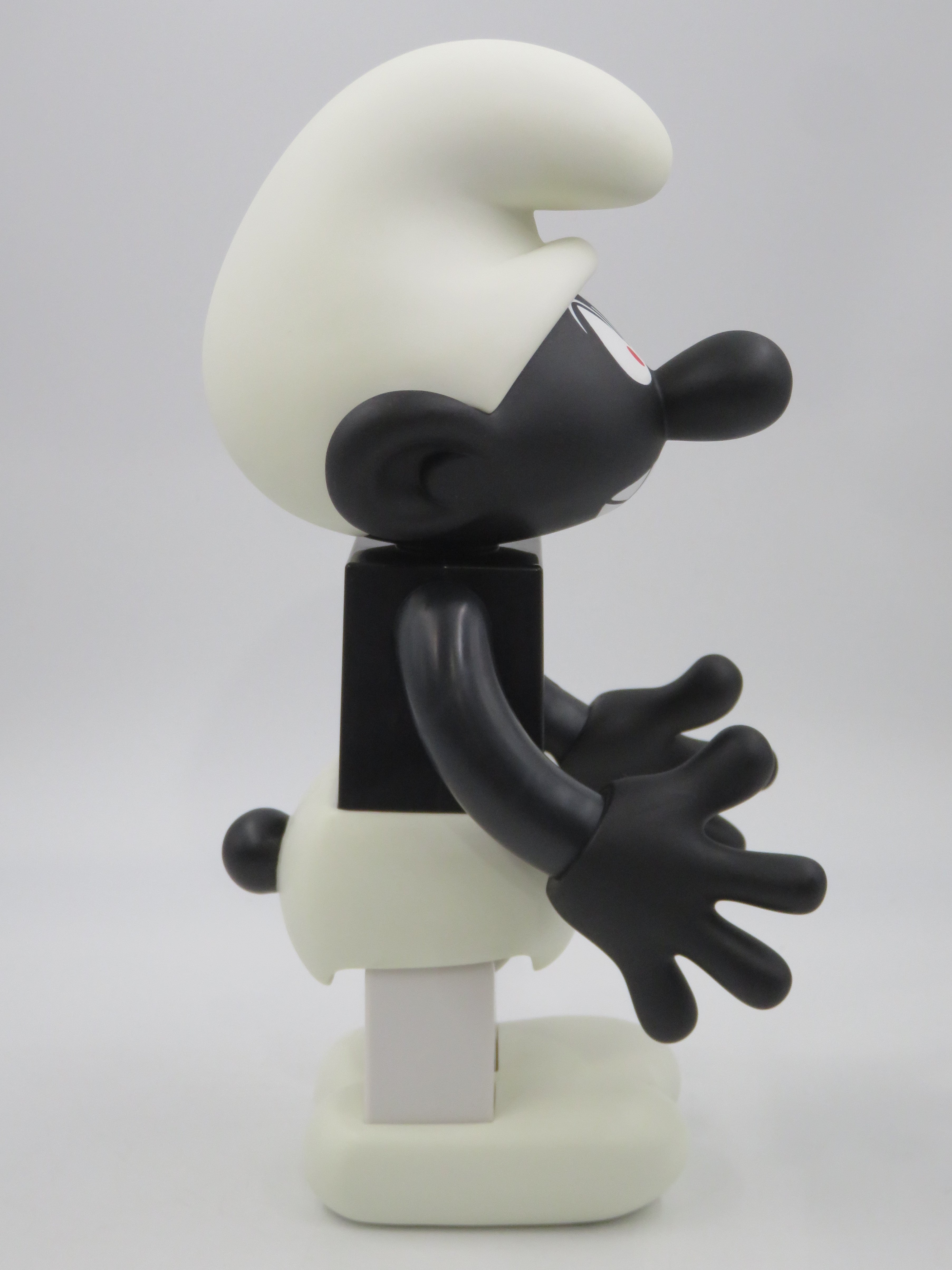 KUBRICK The Smurfs Black Peyo Smurf 400% Figure - Medicom Toy (2005) 12