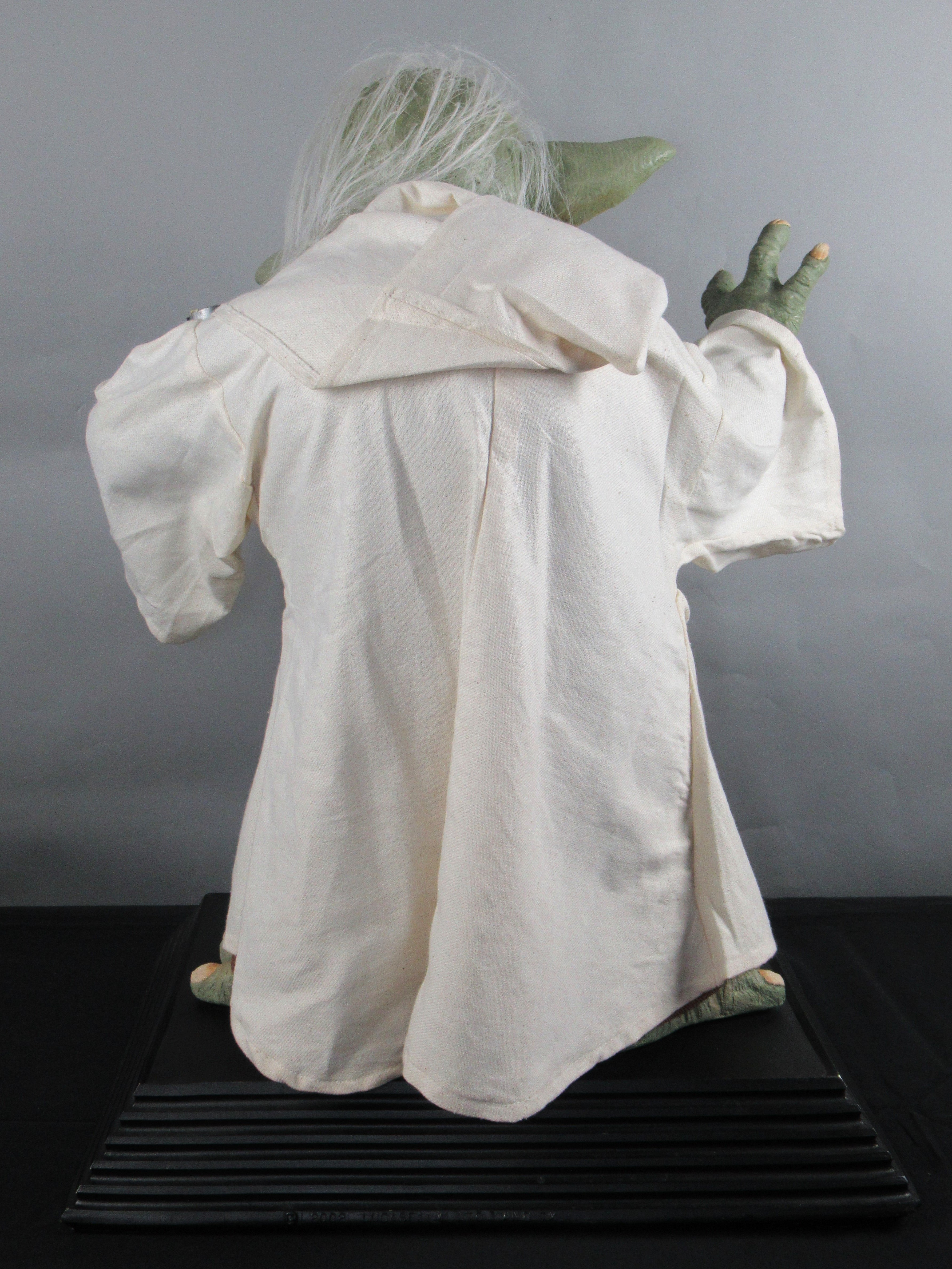 STAR WARS Yoda Life Size Figure - Rubie's Prop Replica (2002) Episode II: Attack of The Clones