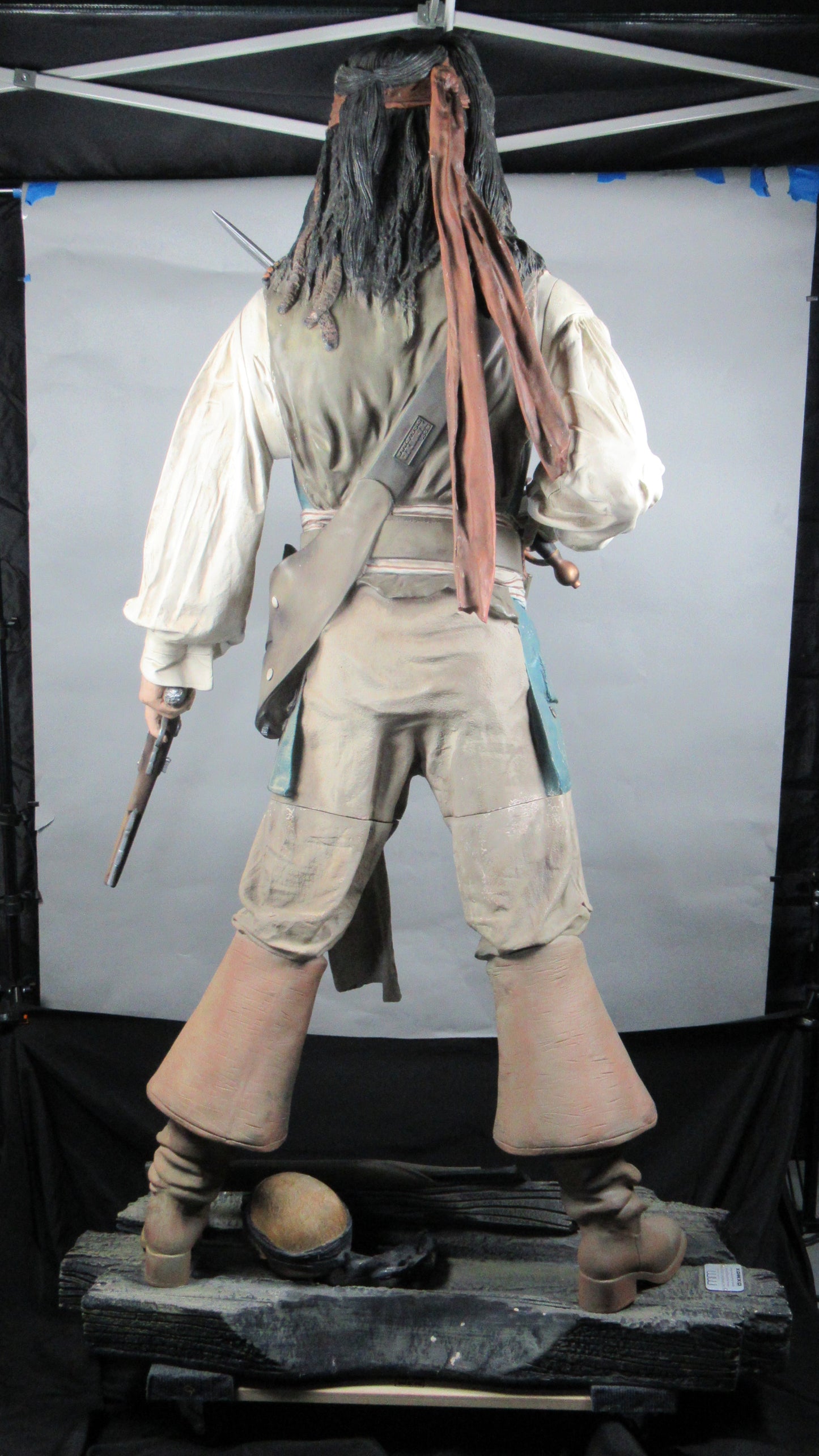 PIRATES OF THE CARIBBEAN Life Size Jack Sparrow - Studio OXMOX/Muckle Mannequins (c. 2000s) One of a Kind