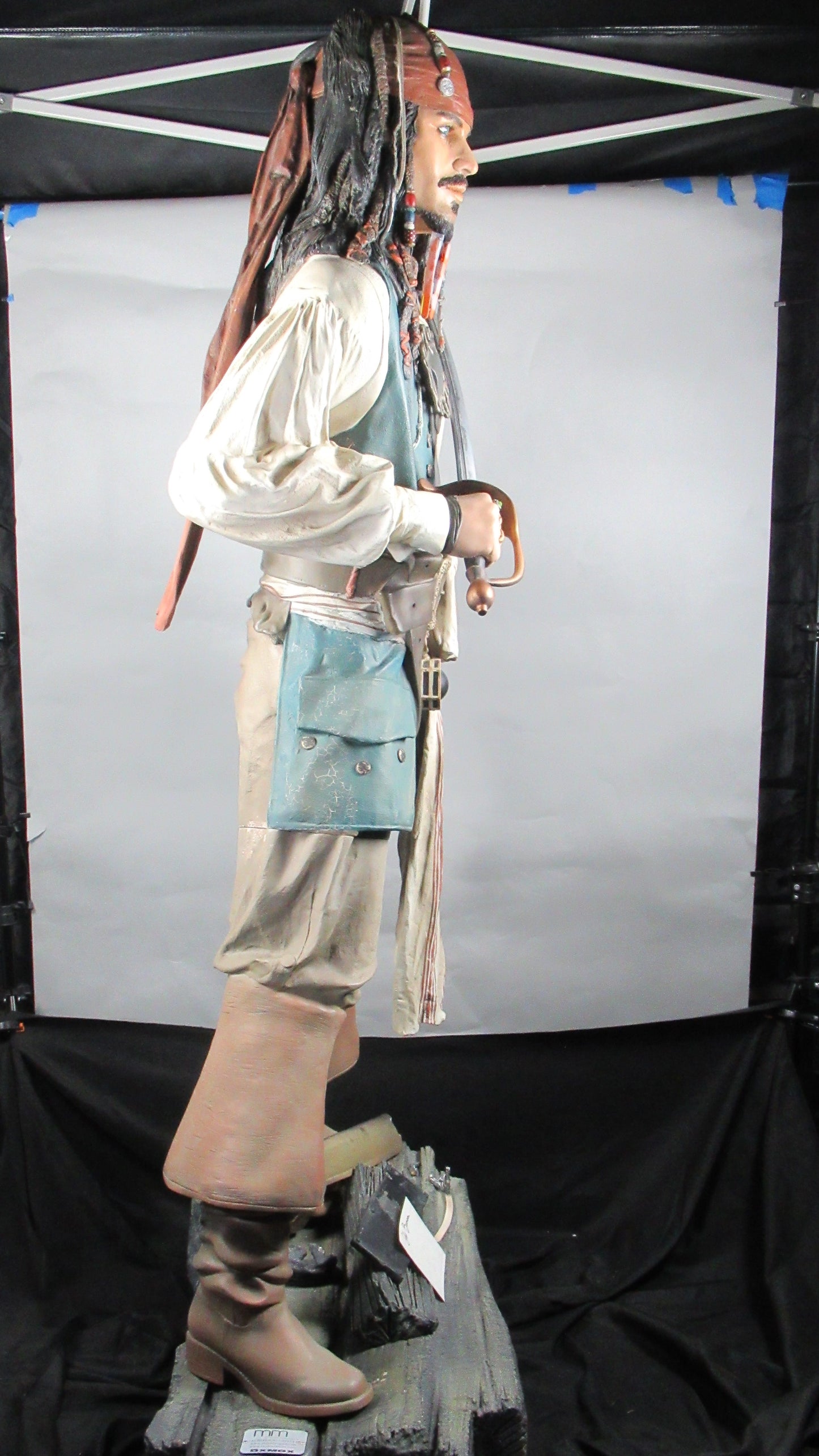 PIRATES OF THE CARIBBEAN Life Size Jack Sparrow - Studio OXMOX/Muckle Mannequins (c. 2000s) One of a Kind