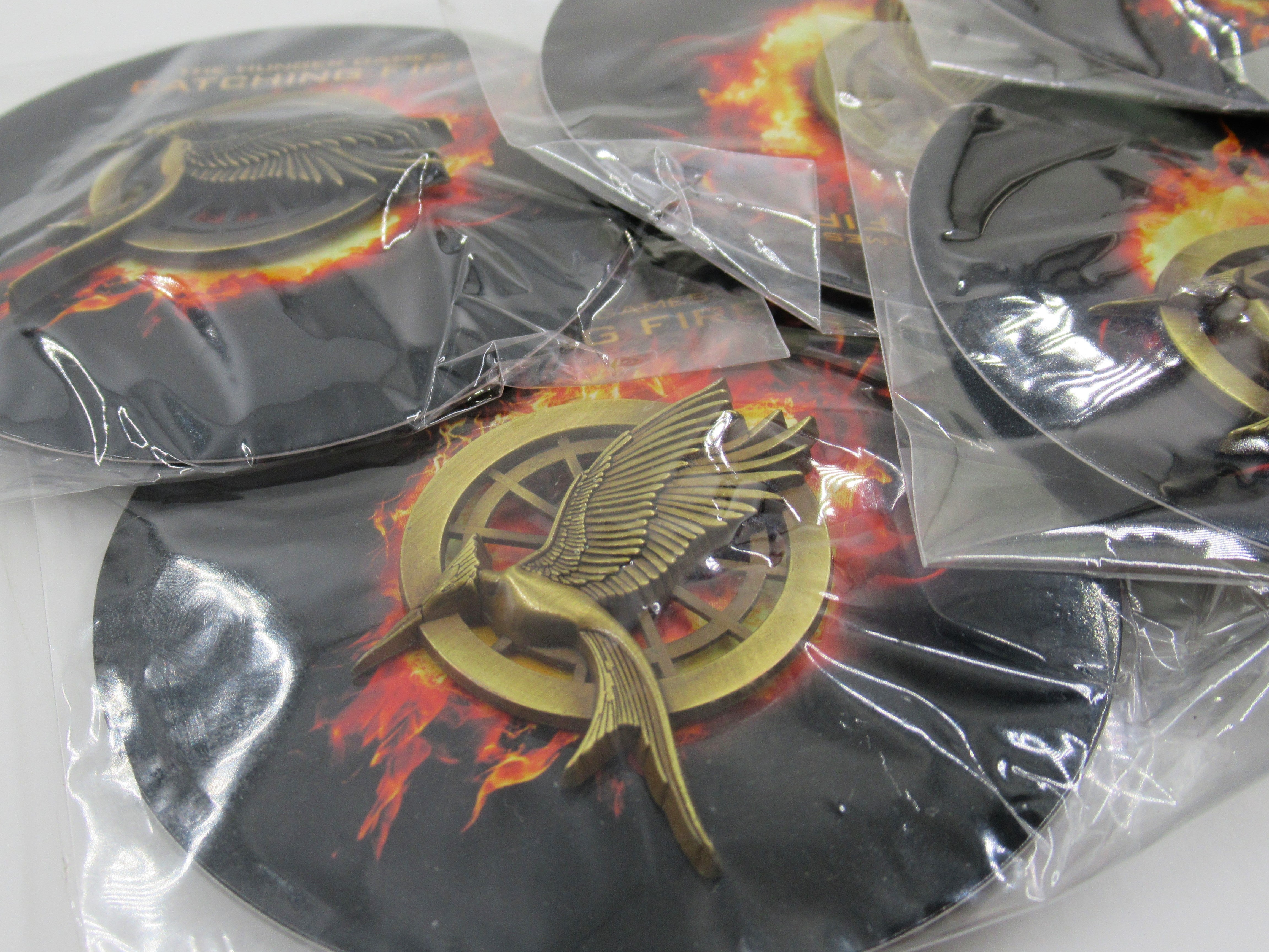 HUNGER GAMES Catching Fire Exclusive Promo Pins - SDCC (2013)