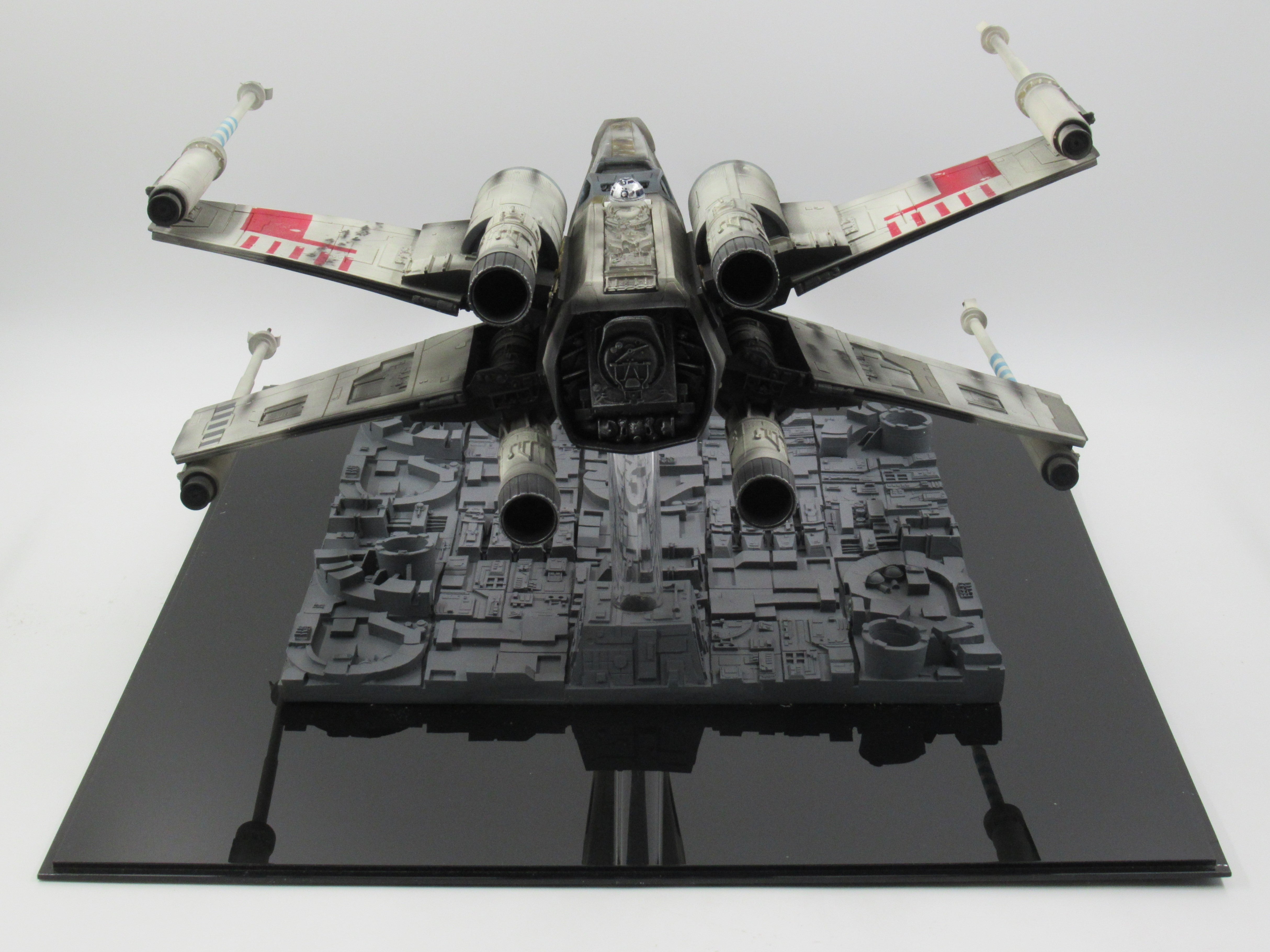 STAR WARS X-Wing Fighter Replica - Icons Master Piece Collections (1997)