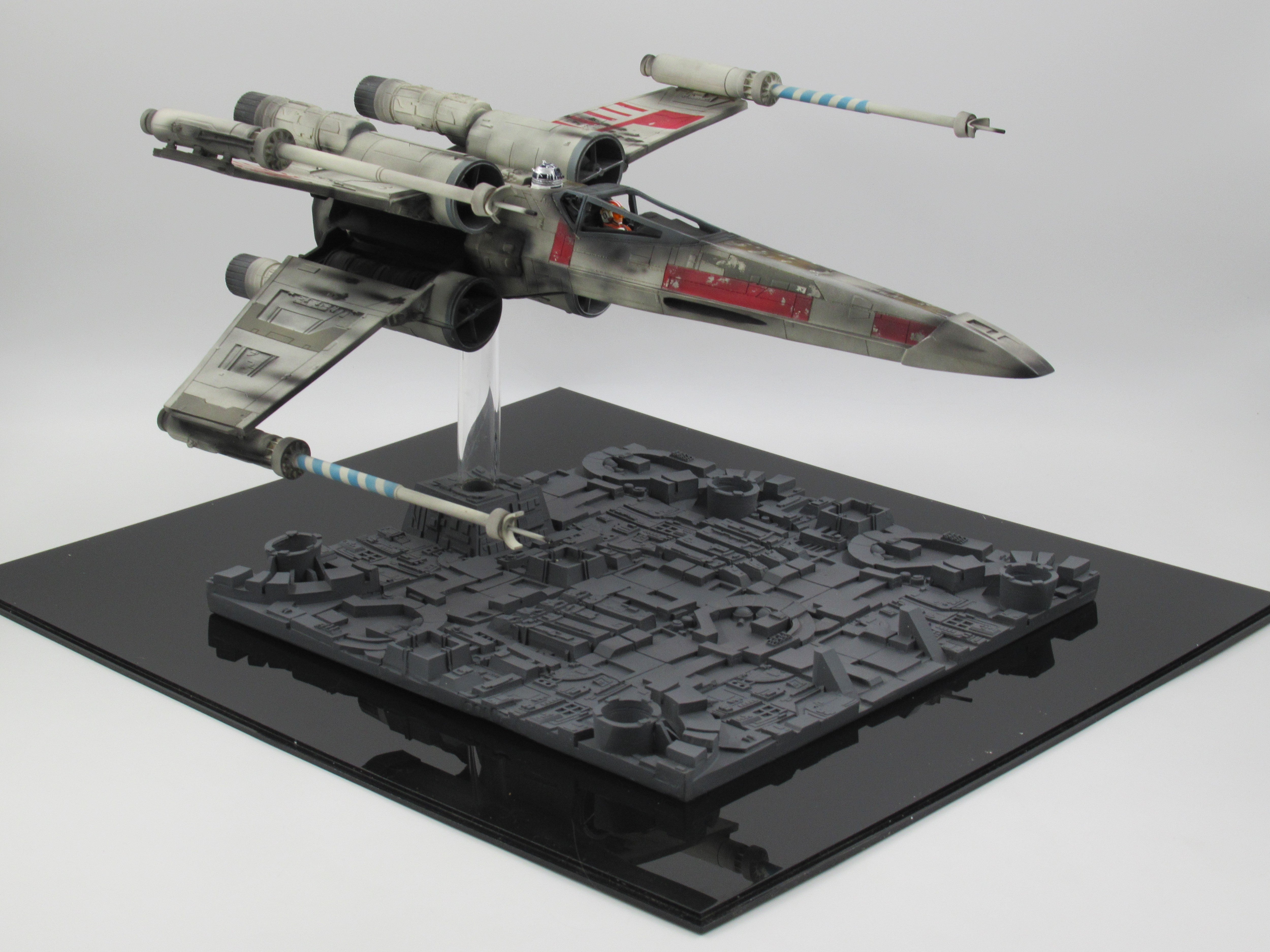 STAR WARS X-Wing Fighter Replica - Icons Master Piece Collections (1997)