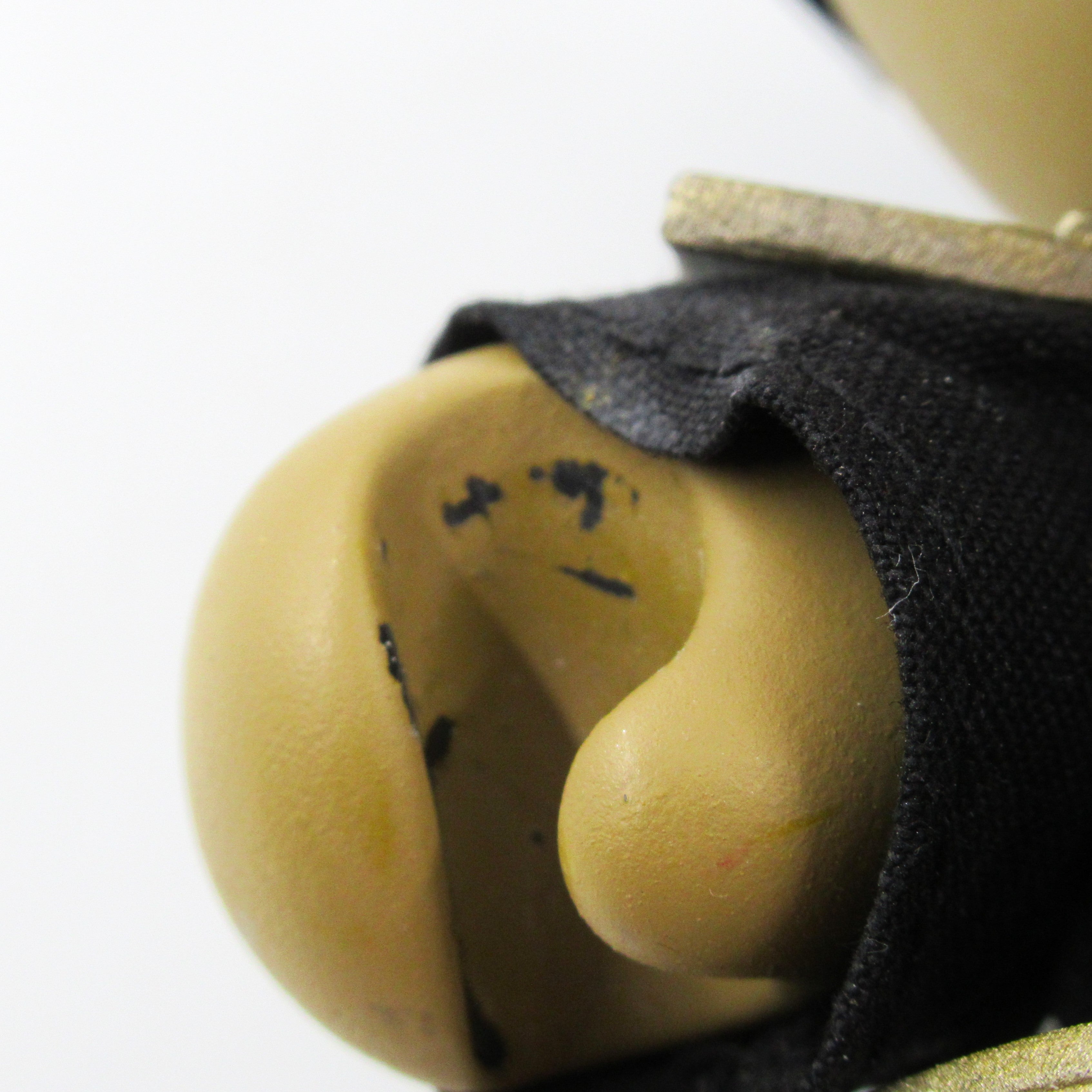 HUCK GEE Gold Life "Kabuki" Dunny - Kidrobot (2012) Designer Art Toy