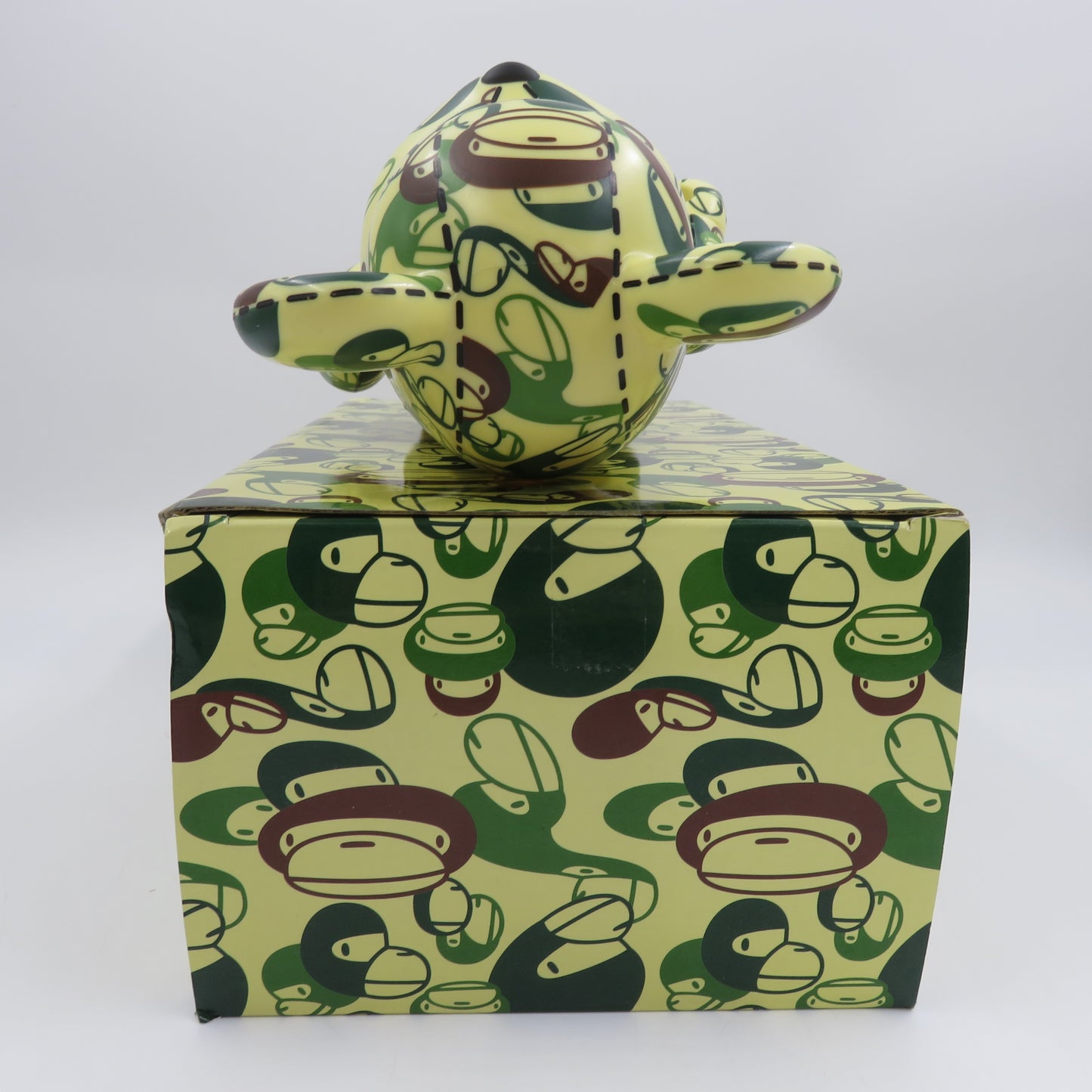 BEARBRICK Green Milo Bape Play 400% Figure Medicom Toy (2007) Bathing Ape Art Toy