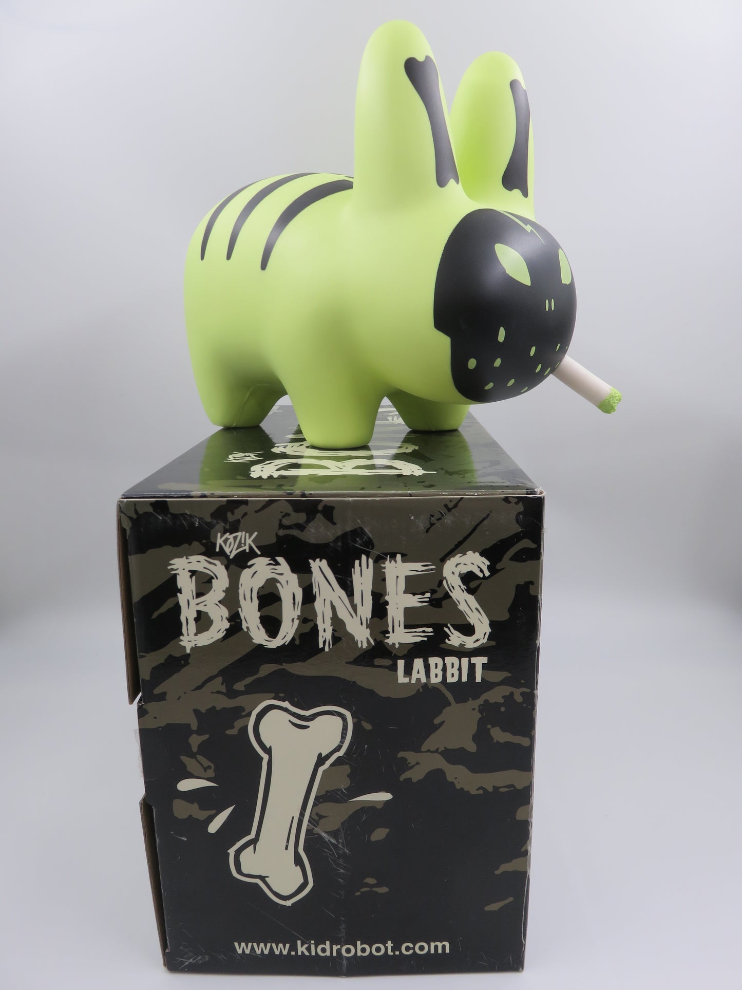 FRANK KOZIK Smorkin' Labbit Bones 10" GID Vinyl Figure - Kidrobot (2007) Designer Art Toy