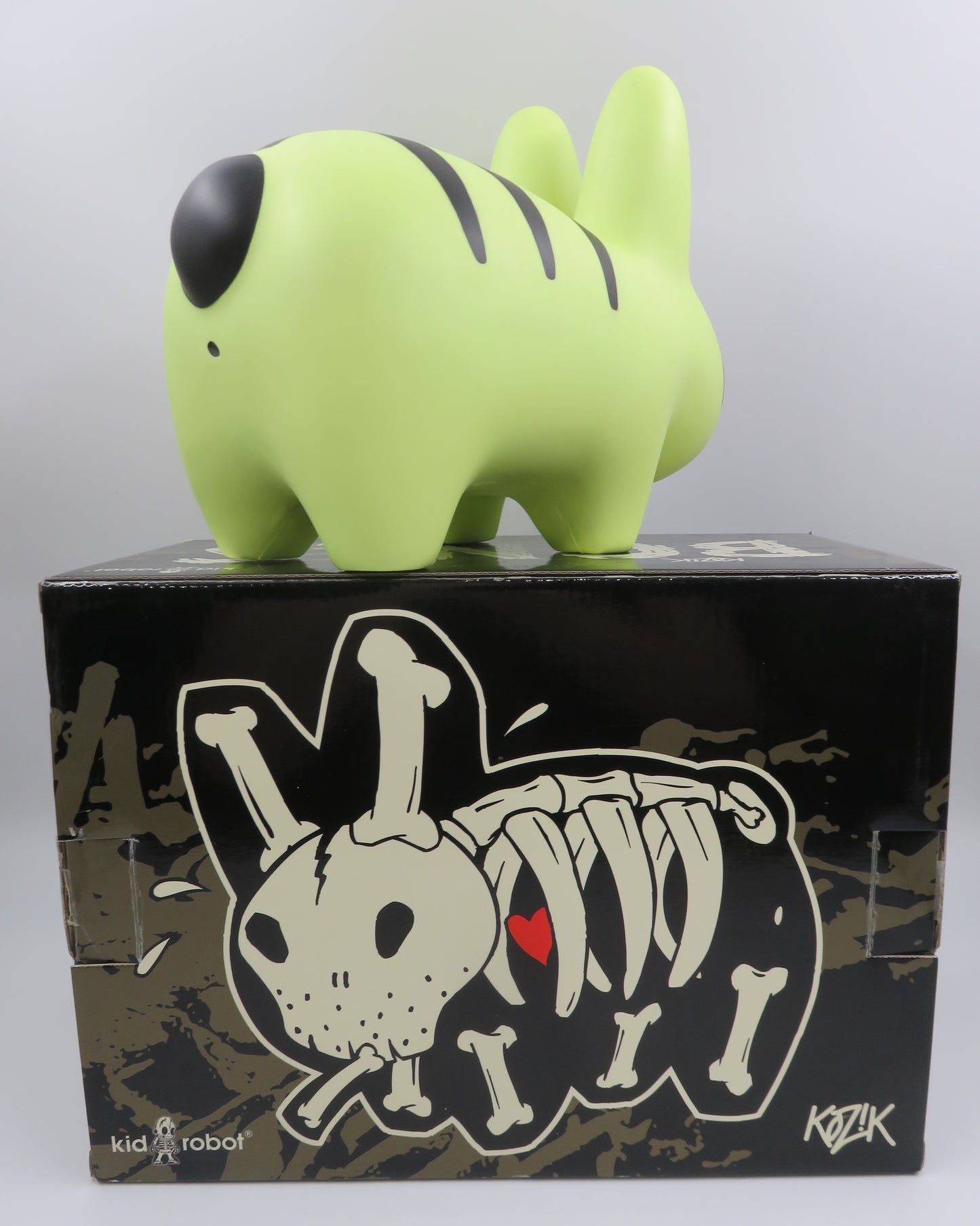 FRANK KOZIK Smorkin' Labbit Bones 10" GID Vinyl Figure - Kidrobot (2007) Designer Art Toy