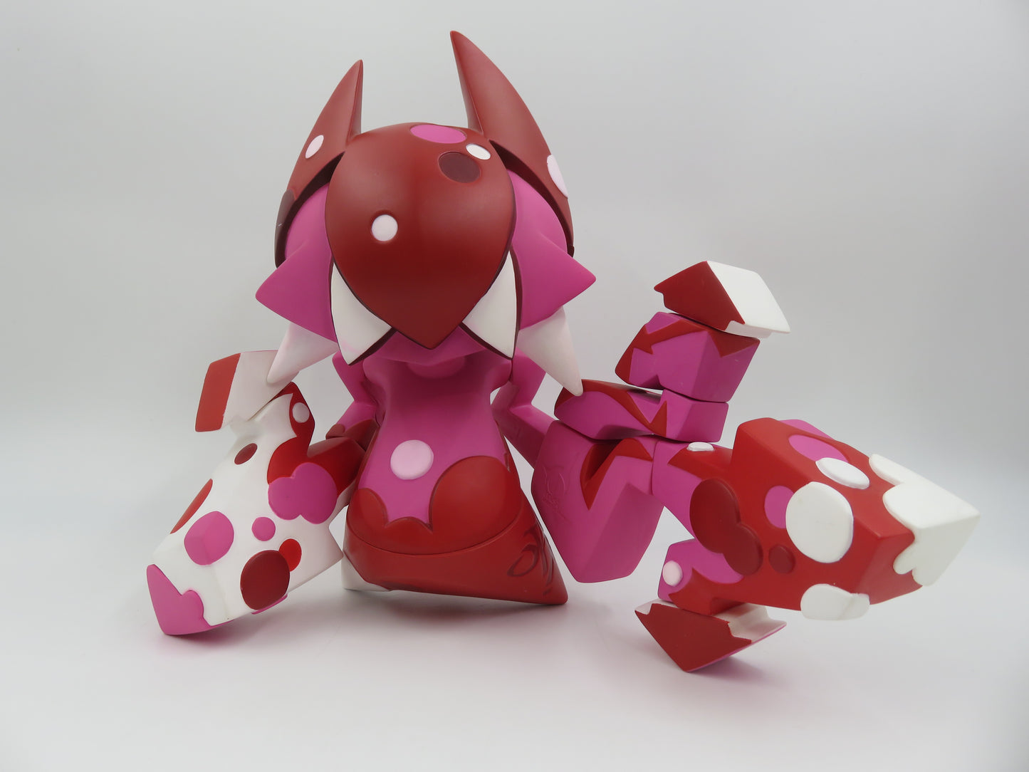 MIST Orus Pink/Red 12" Vinyl Figure - BonusToyz (2006) ArtToyz Original Designer Toy