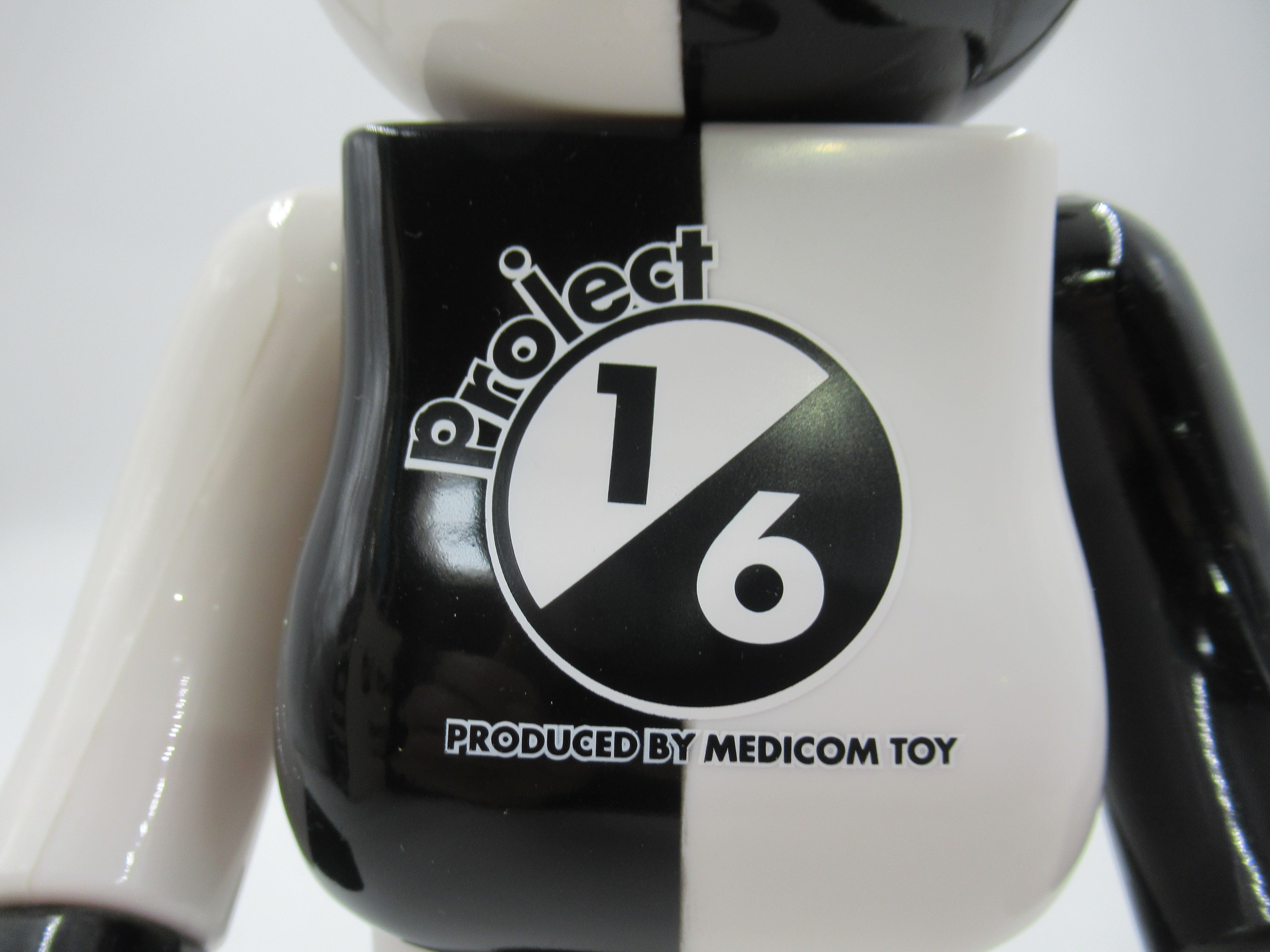 BEARBRICK x Project 1/6 Monotone 400% - Medicom Toy (2007) Be@rbrick Limited Art Toy