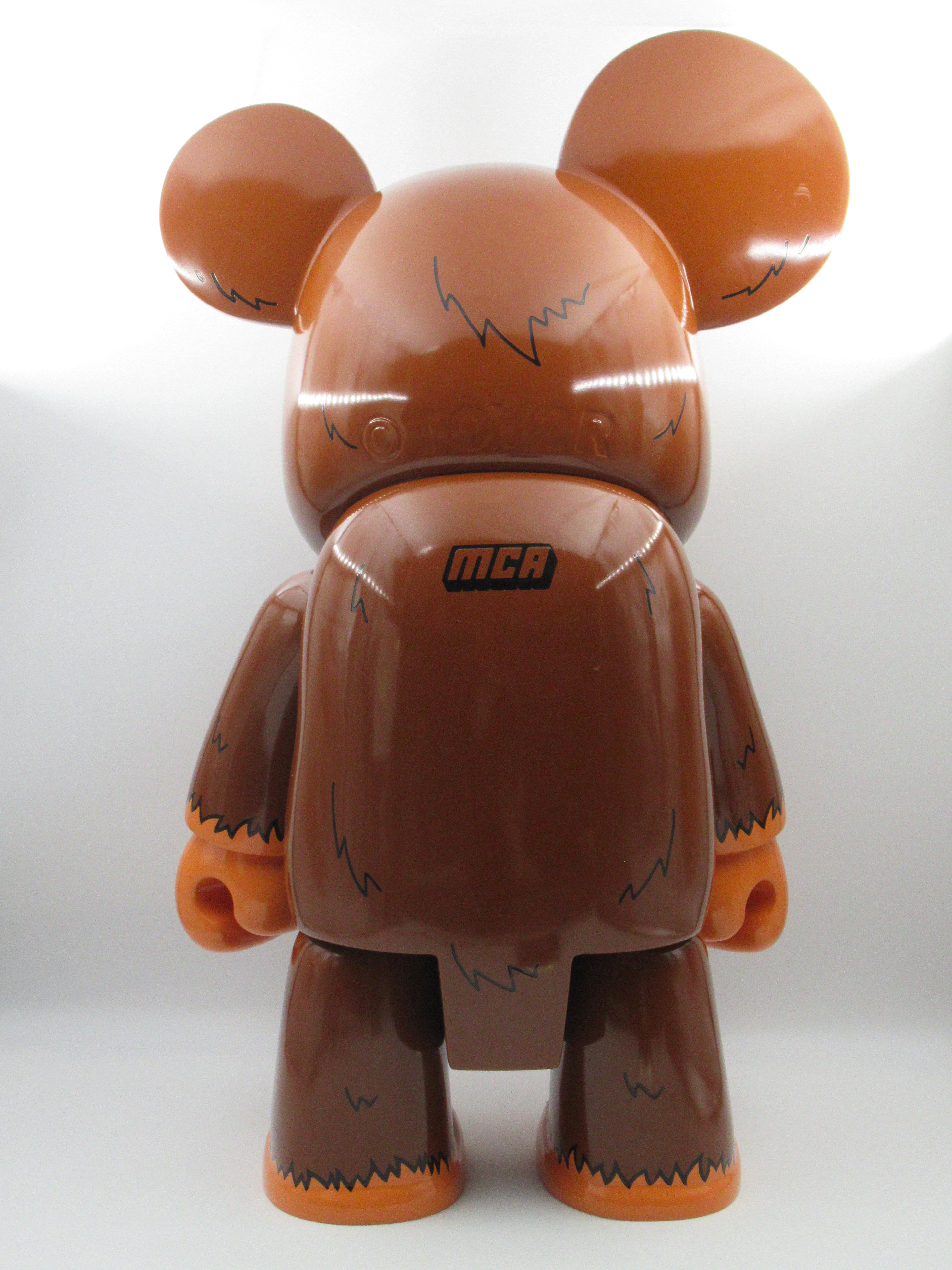 QEE ARTIST COLLECTION Elder Ape (Brown Version) 36