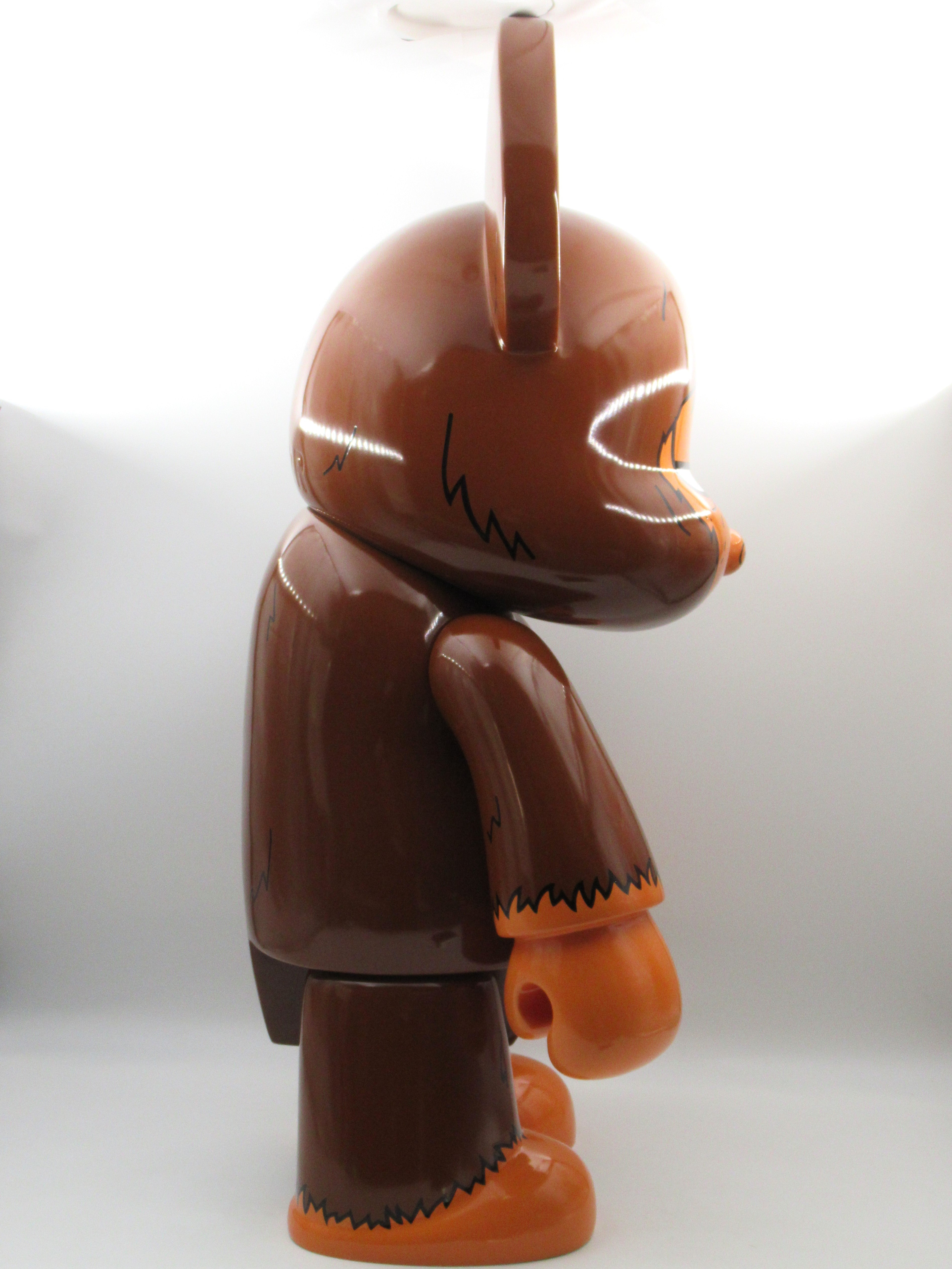 QEE ARTIST COLLECTION Elder Ape (Brown Version) 36