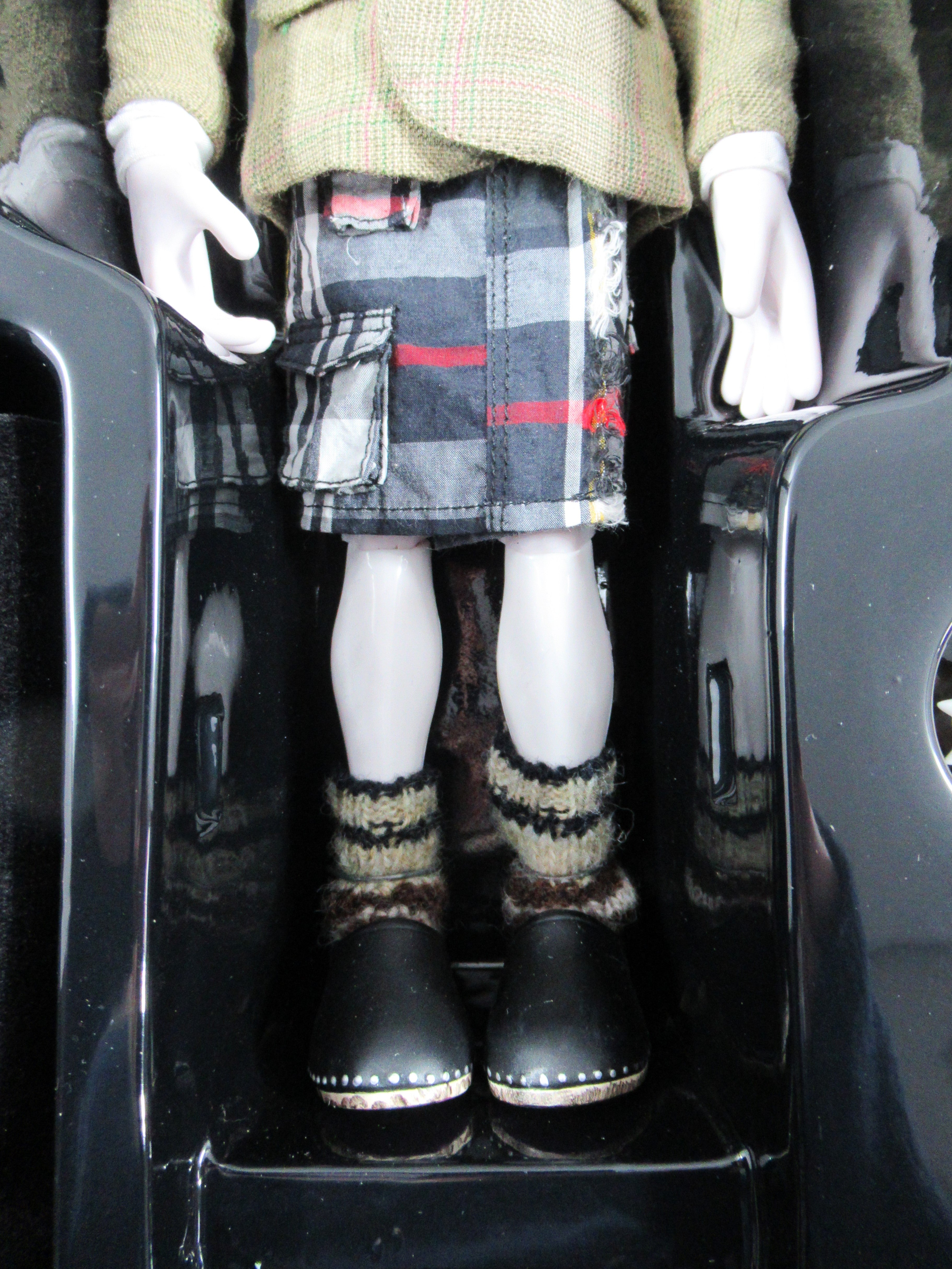 HUCK GEE x DRIES VAN NOTEN Skullhead Figure - Kidrobot (2005) Limited Edition Designer Art Toy