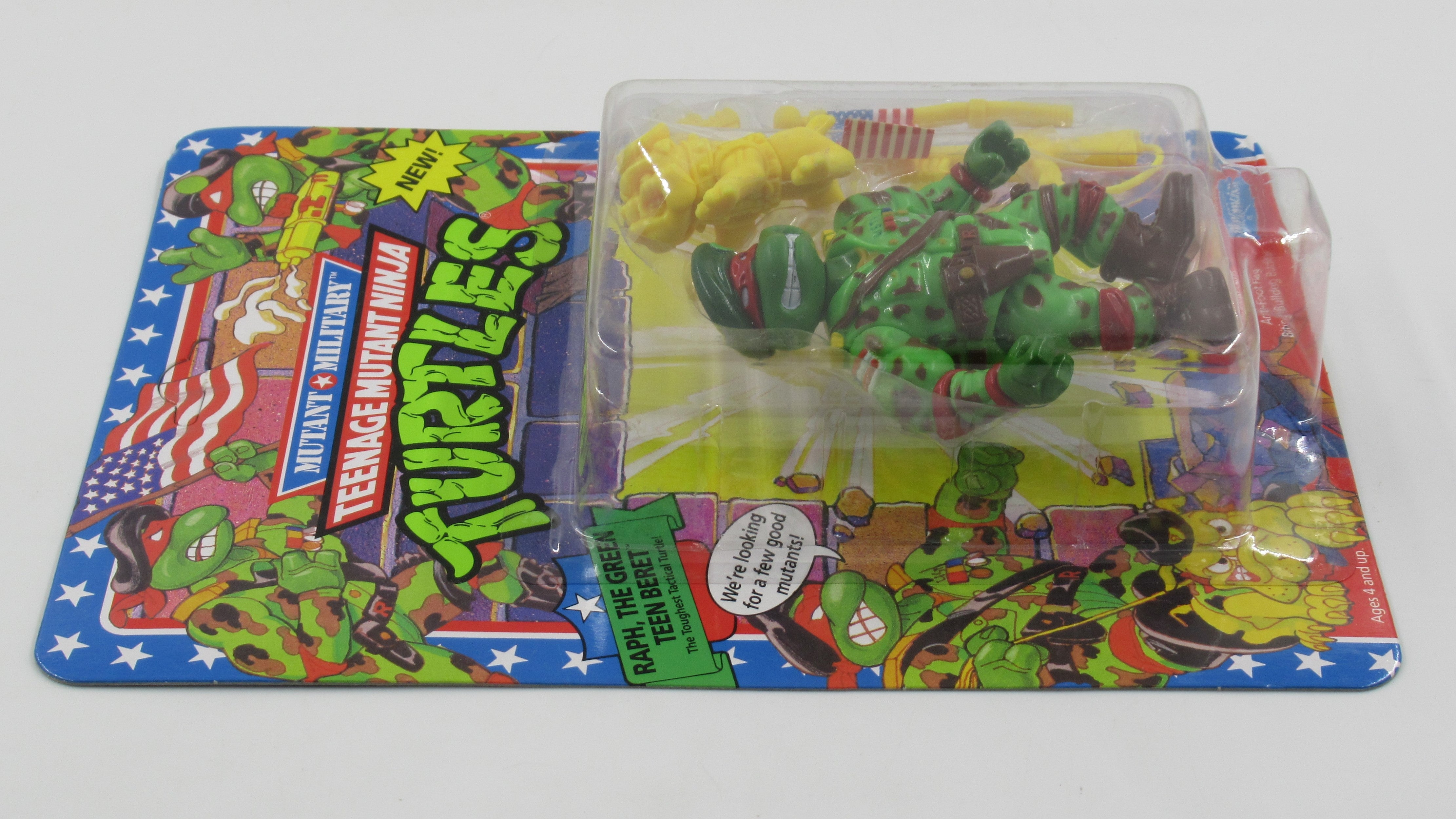 Teenage Mutant Ninja Turtles Raph, the Green Teen Beret Mutant Military Figure TMNTs - Playmates (1991)