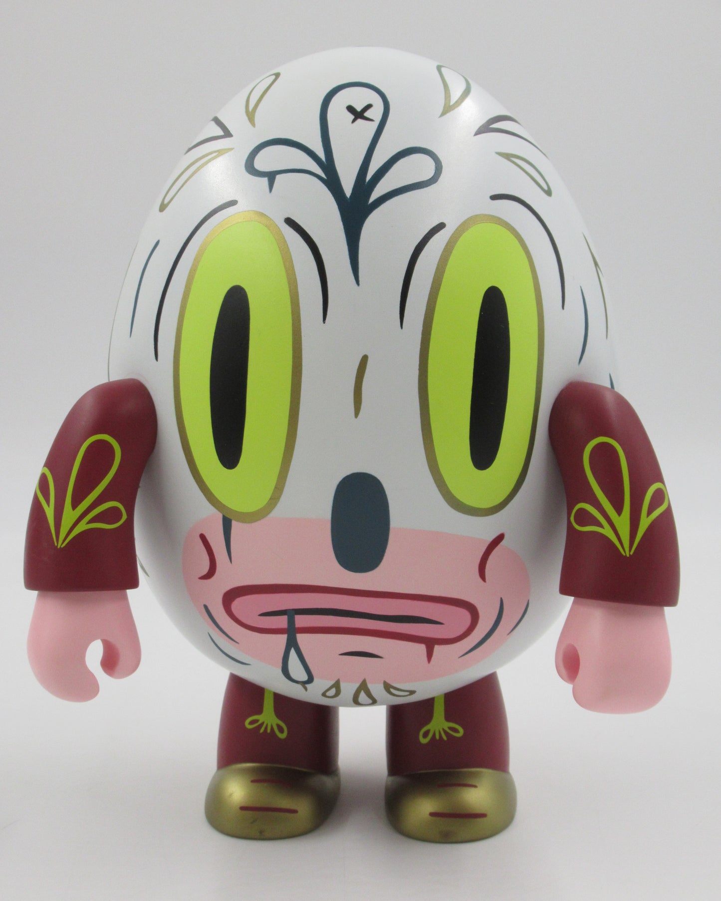 QEE COLLECTION Hump-Qee Dump-Qee Egg (White) 8" Vinyl Figure - Gary Baseman x Toy2R (2005) Designer Art Toy