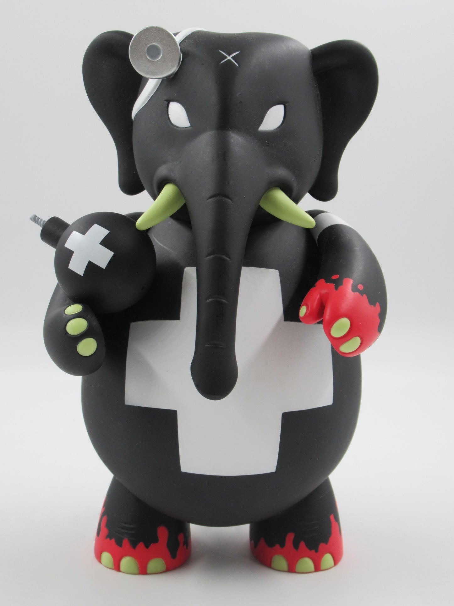 DR. BOMB Stealth Vinyl Figure -  Frank Kozik x Toy2R (2006) Designer Art Toy