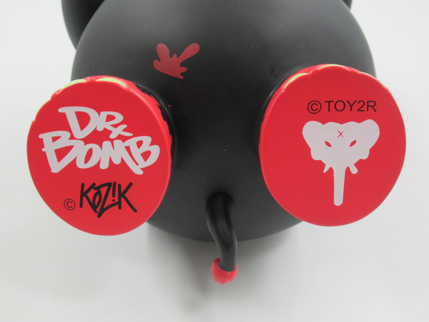 DR. BOMB Stealth Vinyl Figure -  Frank Kozik x Toy2R (2006) Designer Art Toy