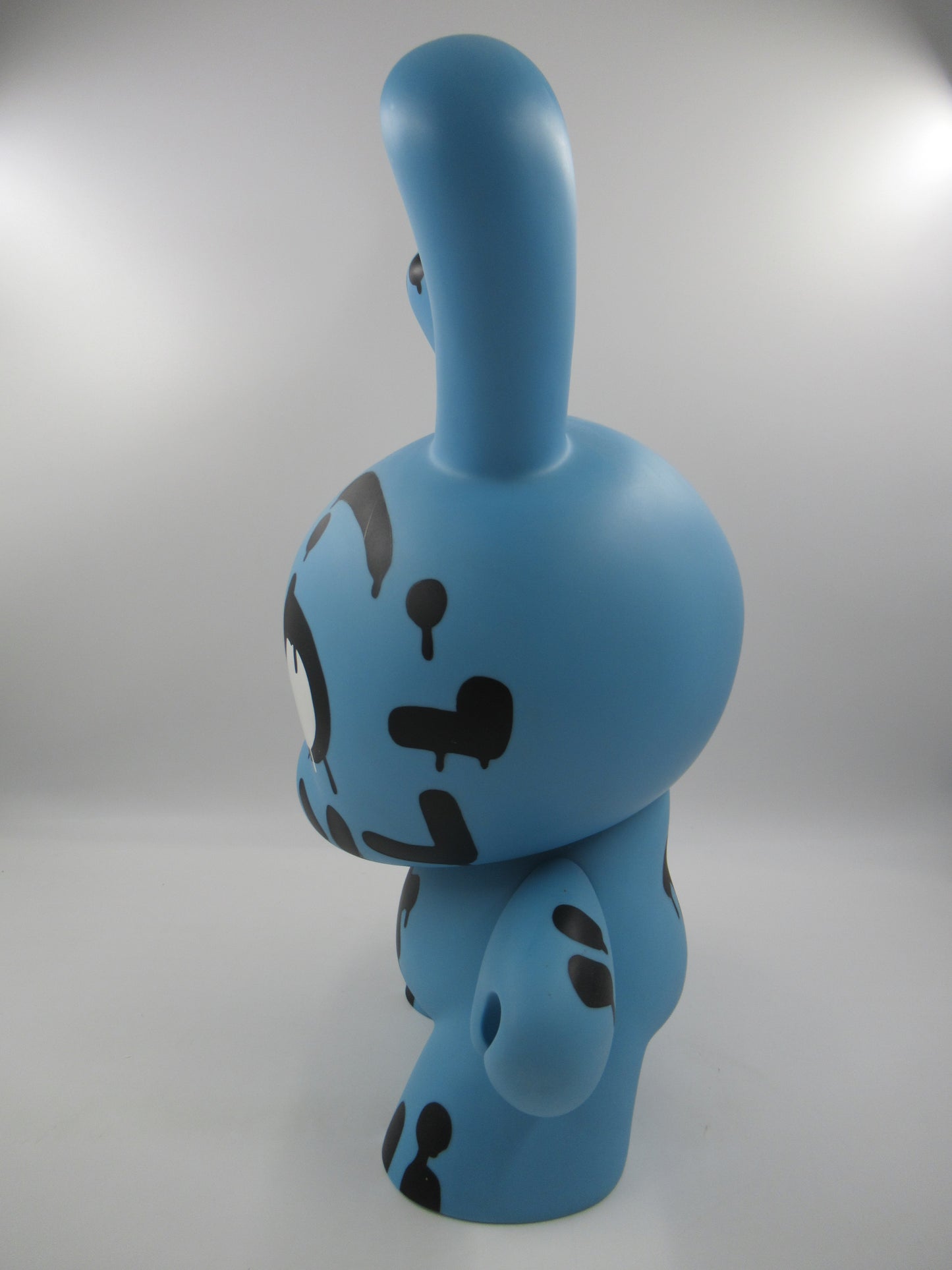 DUNNY Mist 20" Figure - Kidrobot (2007) Limited Edition Designer Vinyl Art Toy