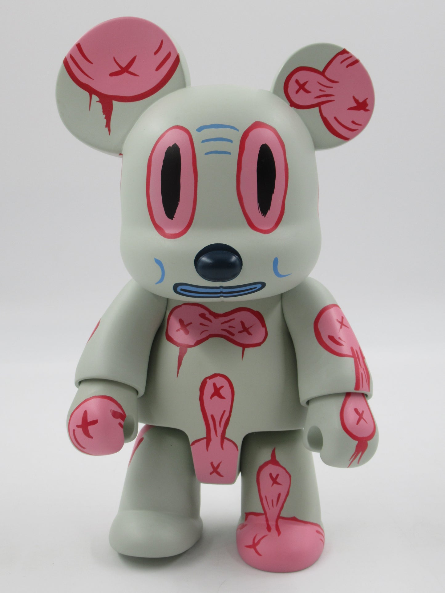 QEE COLLECTION Gary Baseman 8" Vinyl Bear Figure - Toy2r (2005) Designer Art Toy