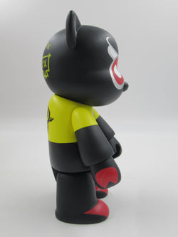 QEE COLLECTION Porkun 8" Vinyl Bear - Mad Barbarians x Toy2R (2004) Loose NYC Designer Urban Art Toy