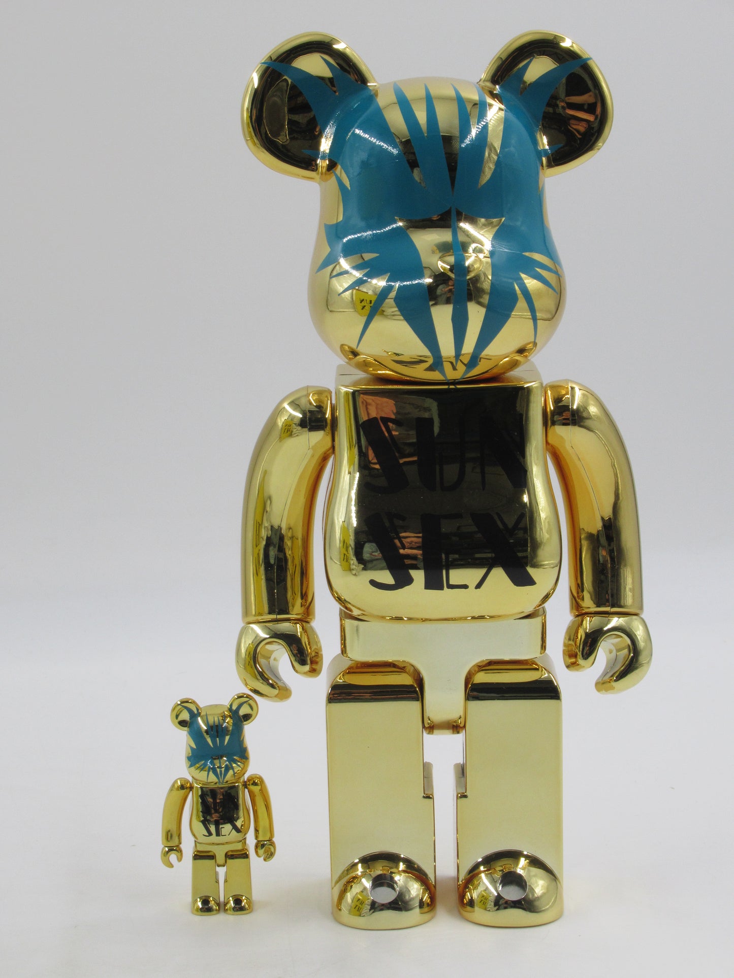 BEARBRICK Sun Sex Isetan 400% Figure - Medicom Toy (2006) Be@rbrick Art Toy