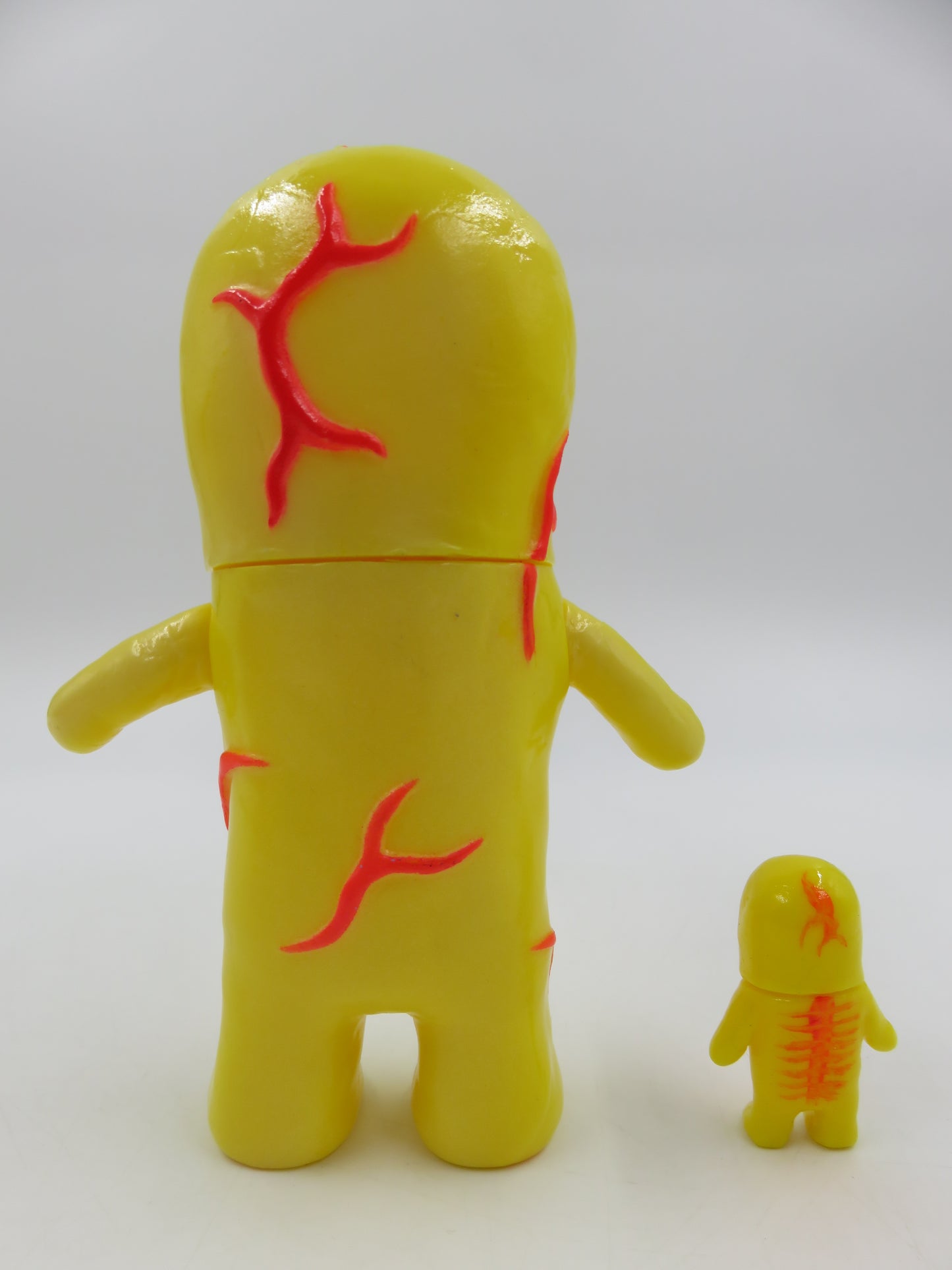 MENTA-KUN Red & Yellow Sofubi Figure Set - Yukinori Dehara (2005) Loose Japanese Vinyl Art Toys