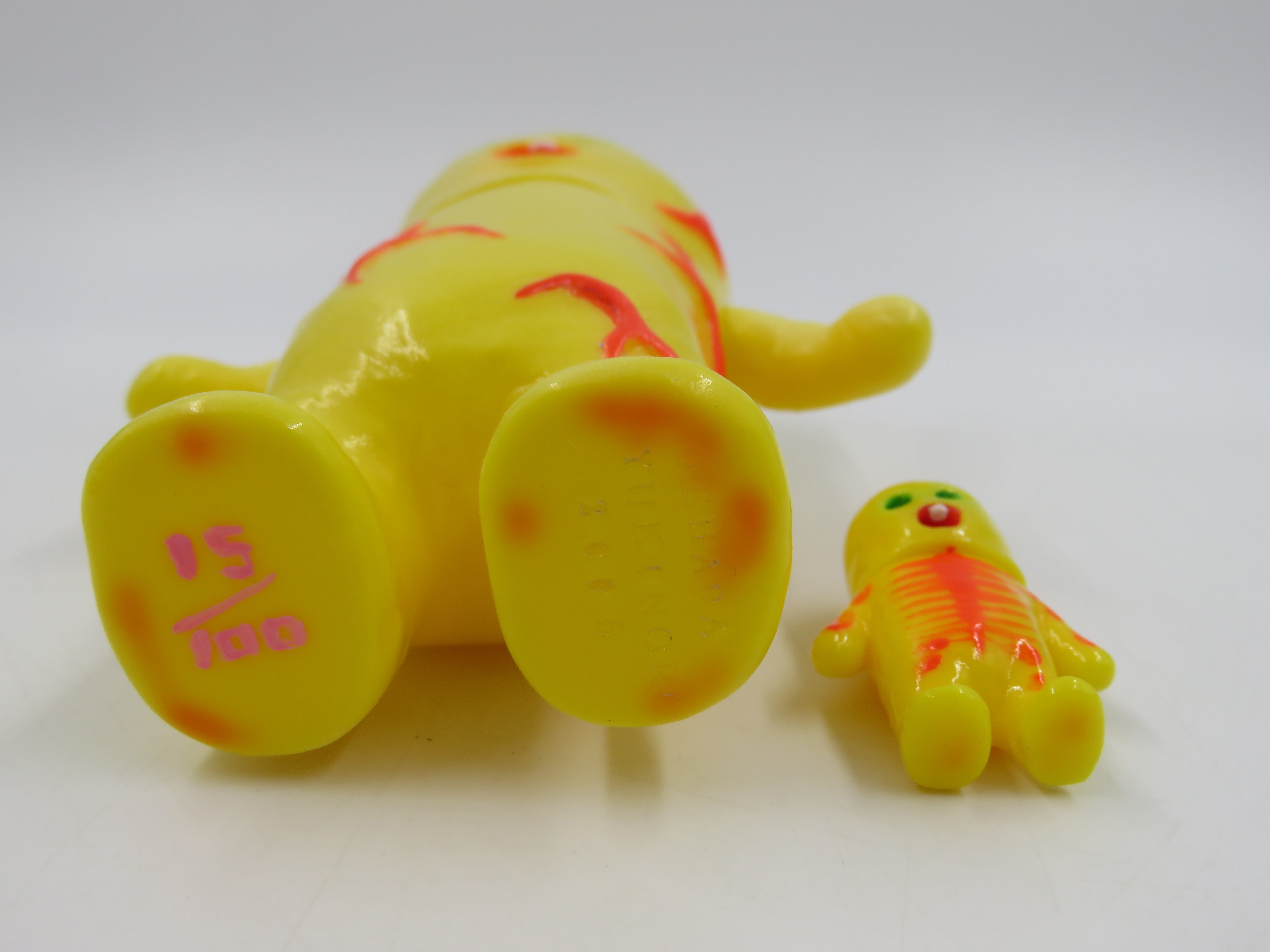 MENTA-KUN Red & Yellow Sofubi Figure Set - Yukinori Dehara (2005) Loose Japanese Vinyl Art Toys